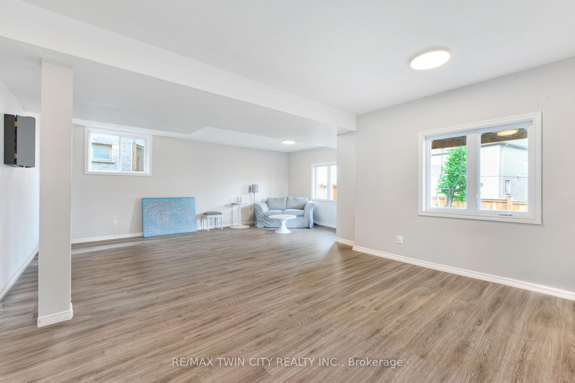 Photo 38 of 455 Twinleaf Street, Waterloo — HOMEH