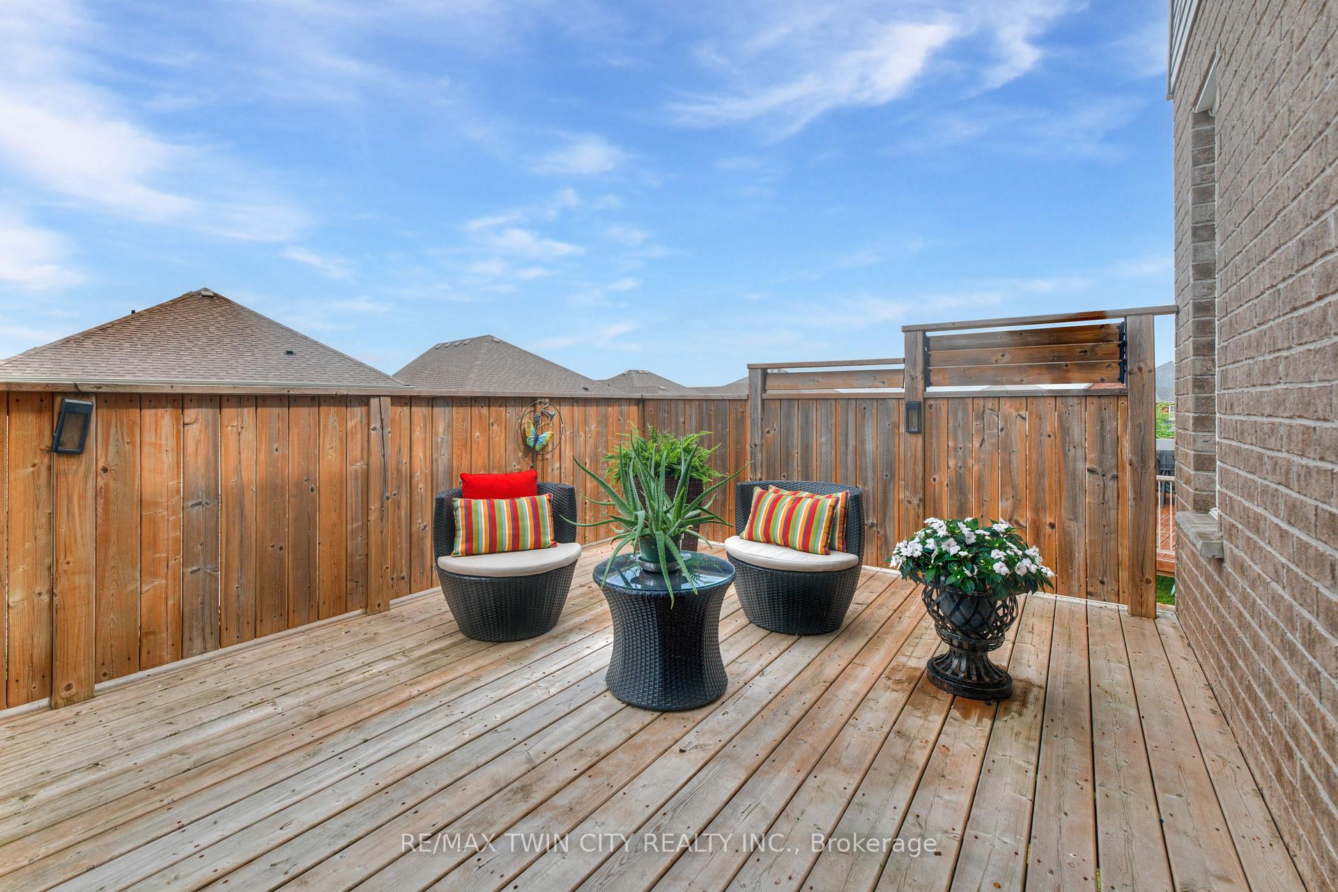 Photo 39 of 455 Twinleaf Street, Waterloo — HOMEH