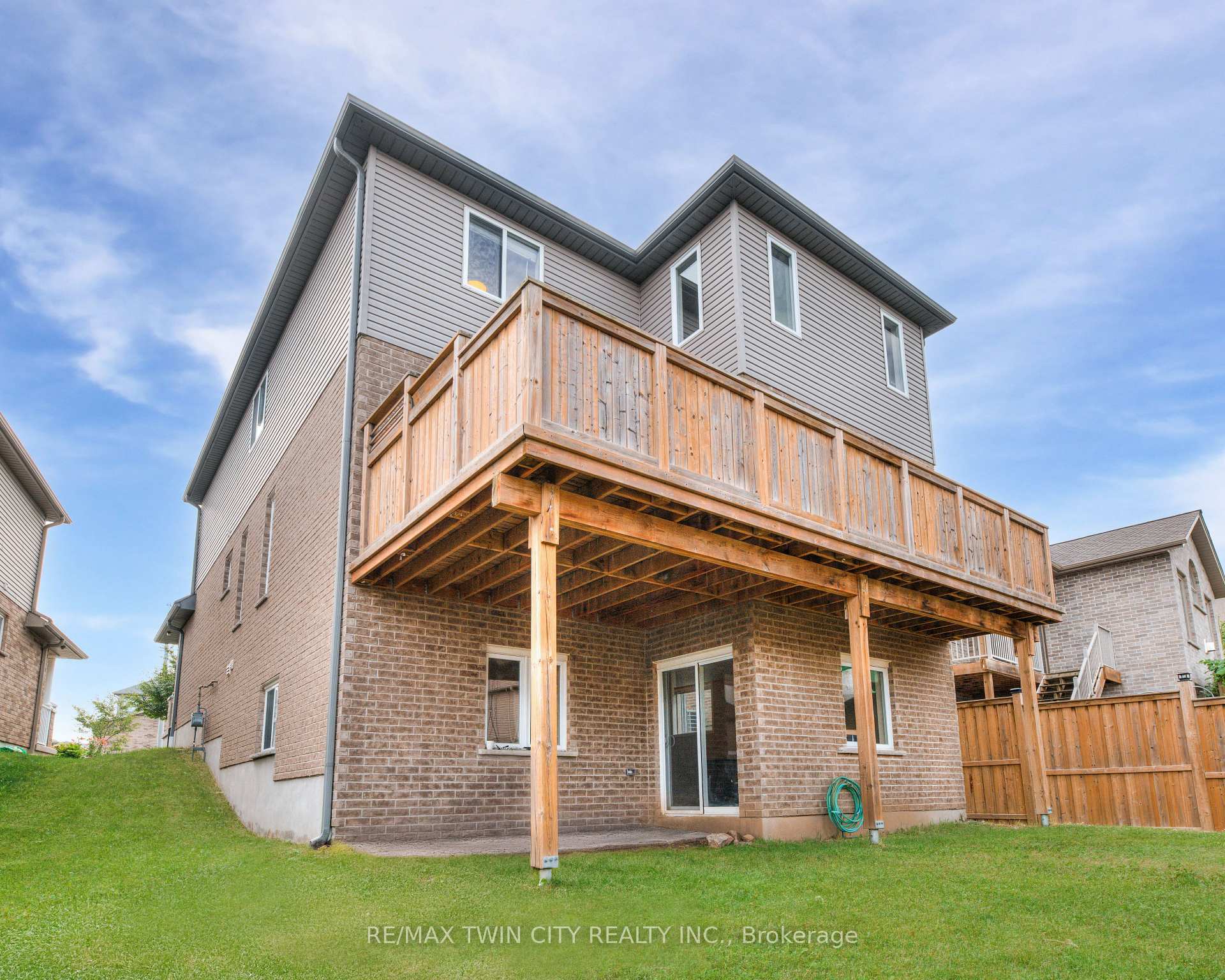 Photo 44 of 455 Twinleaf Street, Waterloo — HOMEH