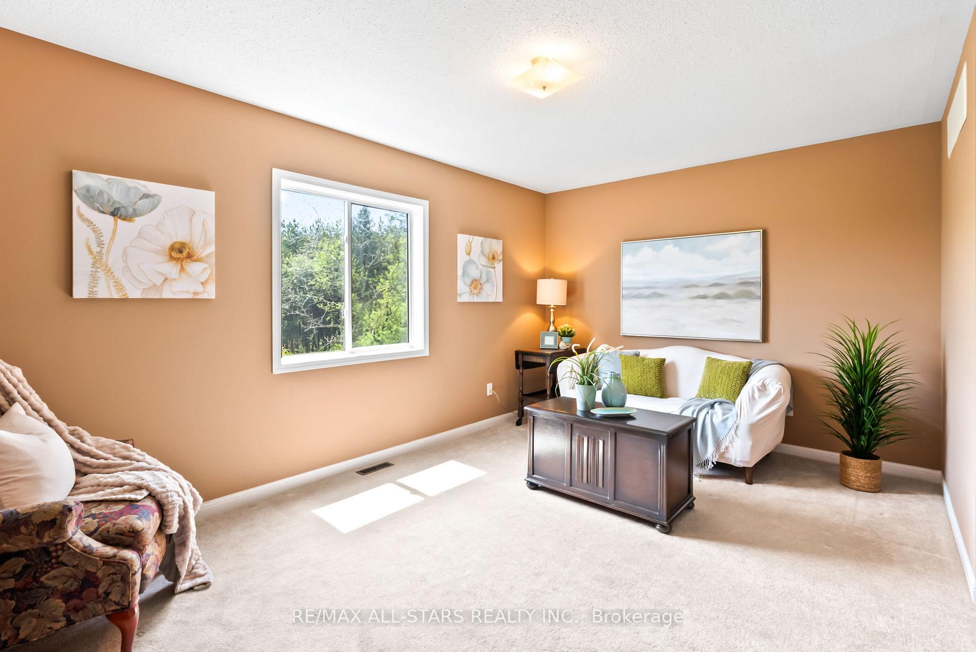 Photo 27 of 31 Meadow's End Crescent, Uxbridge — HOMEH