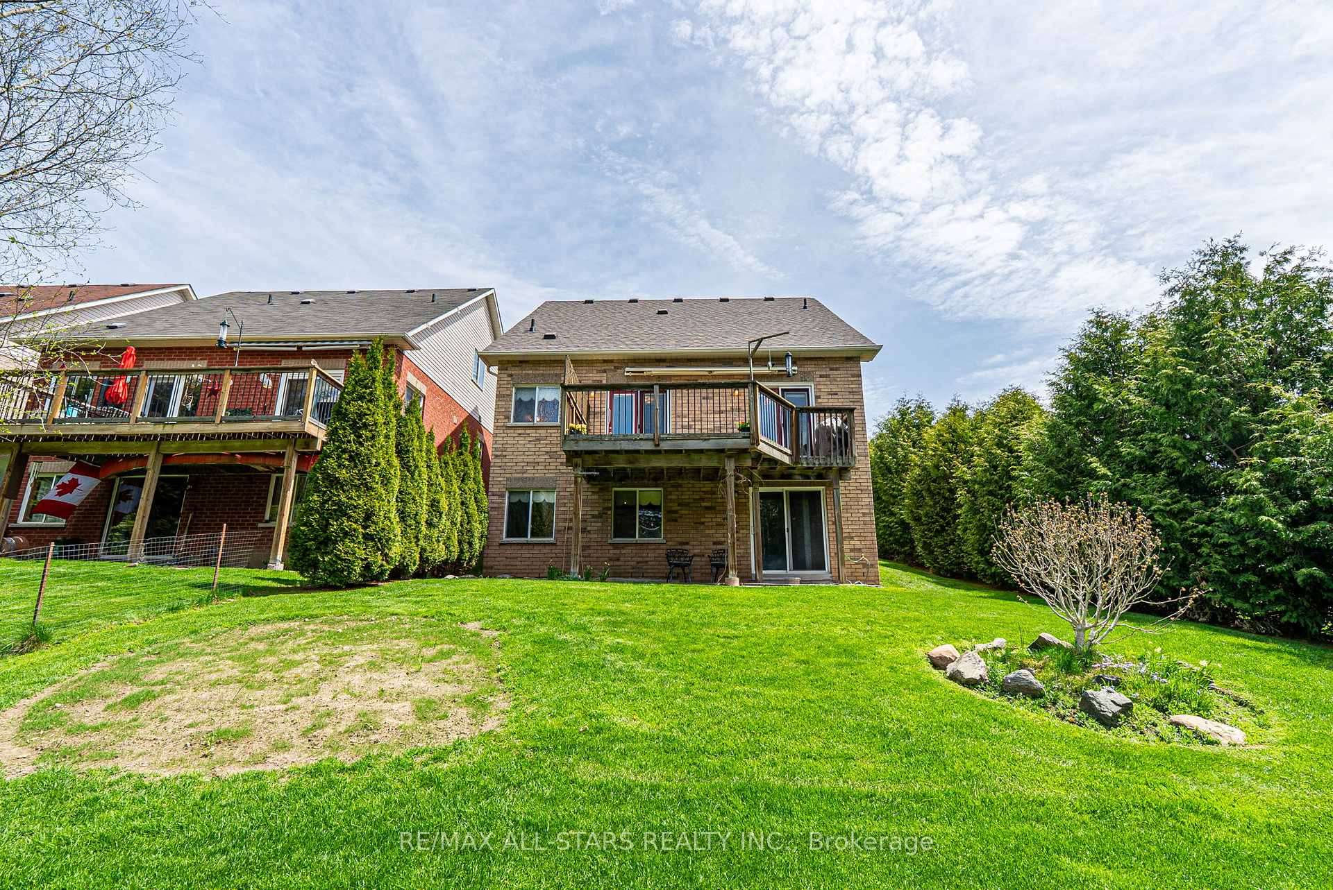 Photo 30 of 31 Meadow's End Crescent, Uxbridge — HOMEH
