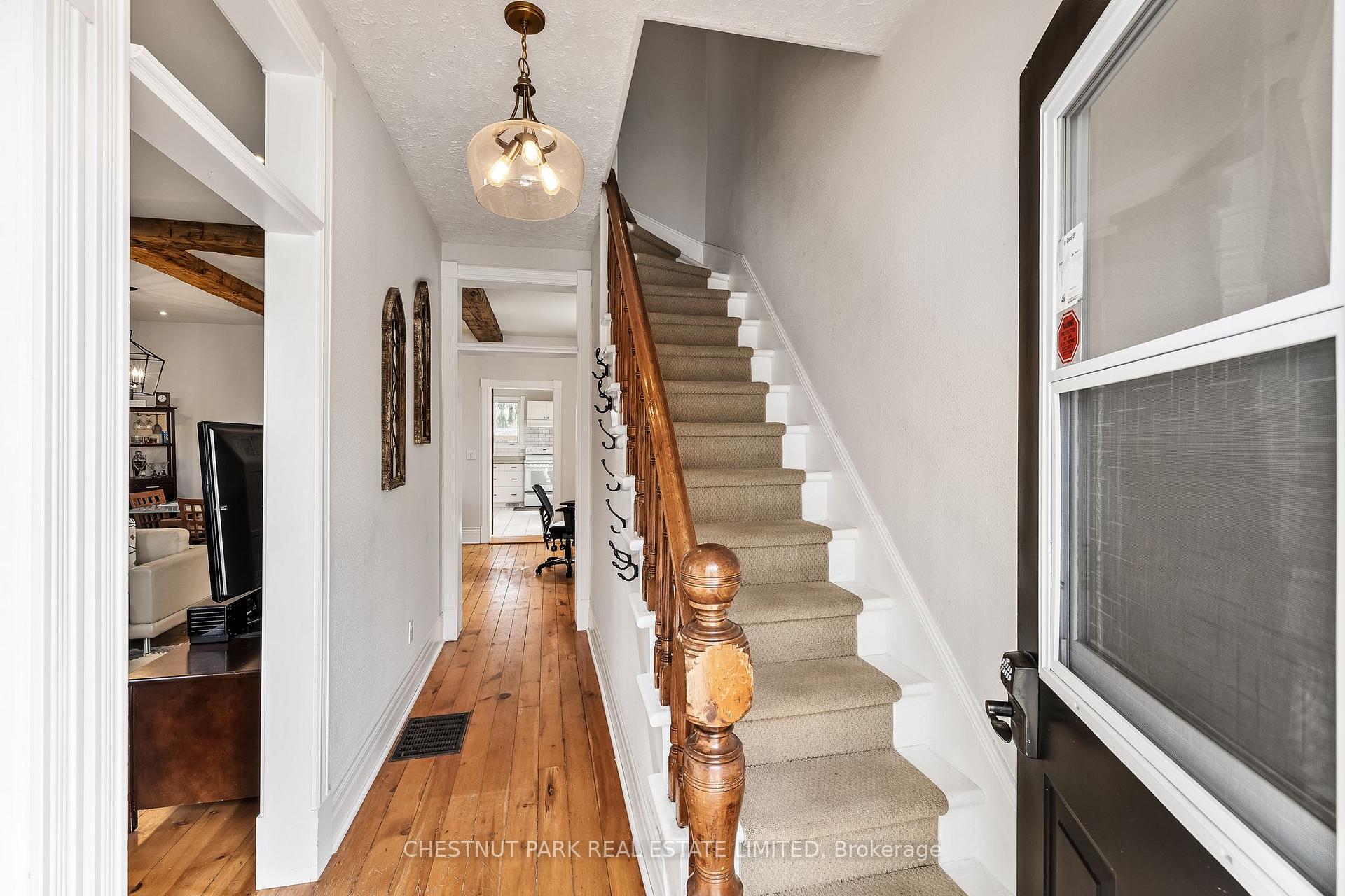Photo 3 of 81 Victoria Drive, Uxbridge — HOMEH