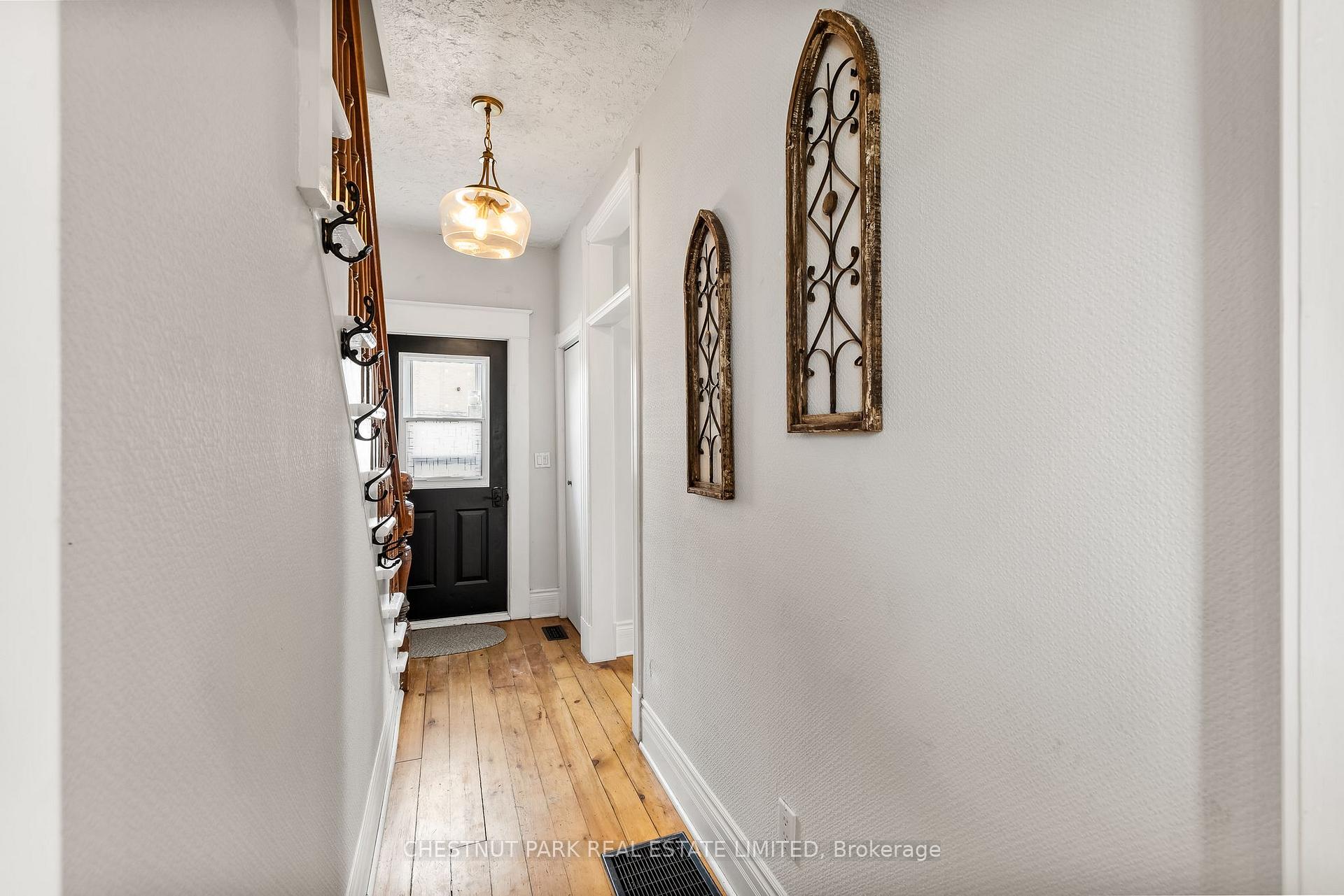 Photo 18 of 81 Victoria Drive, Uxbridge — HOMEH