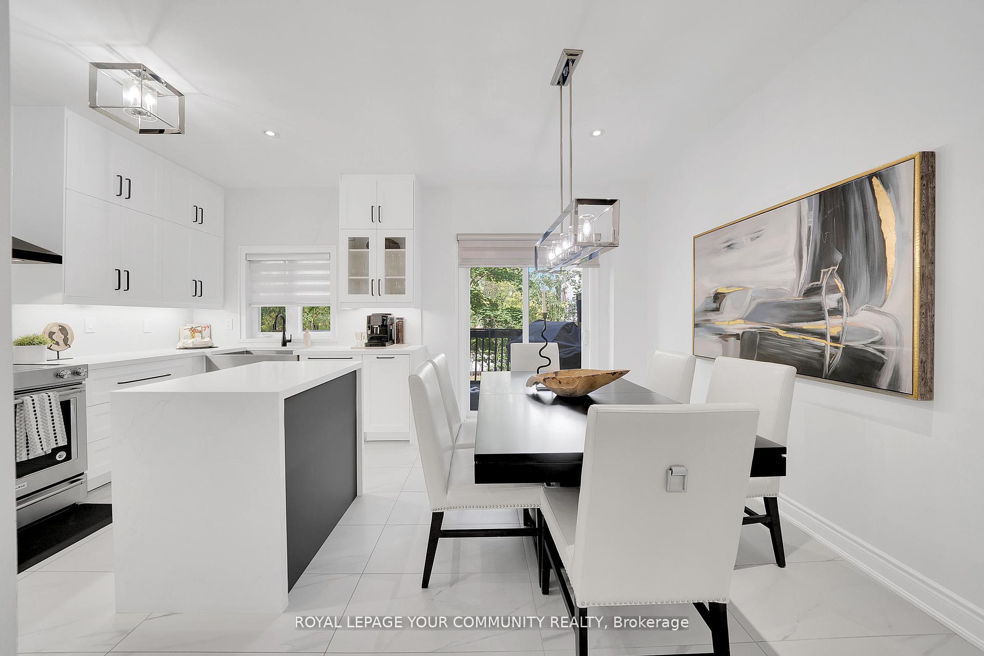 Photo 8 of Unit 5, 8032 Kipling Avenue, Vaughan, West Woodbridge — HOMEH