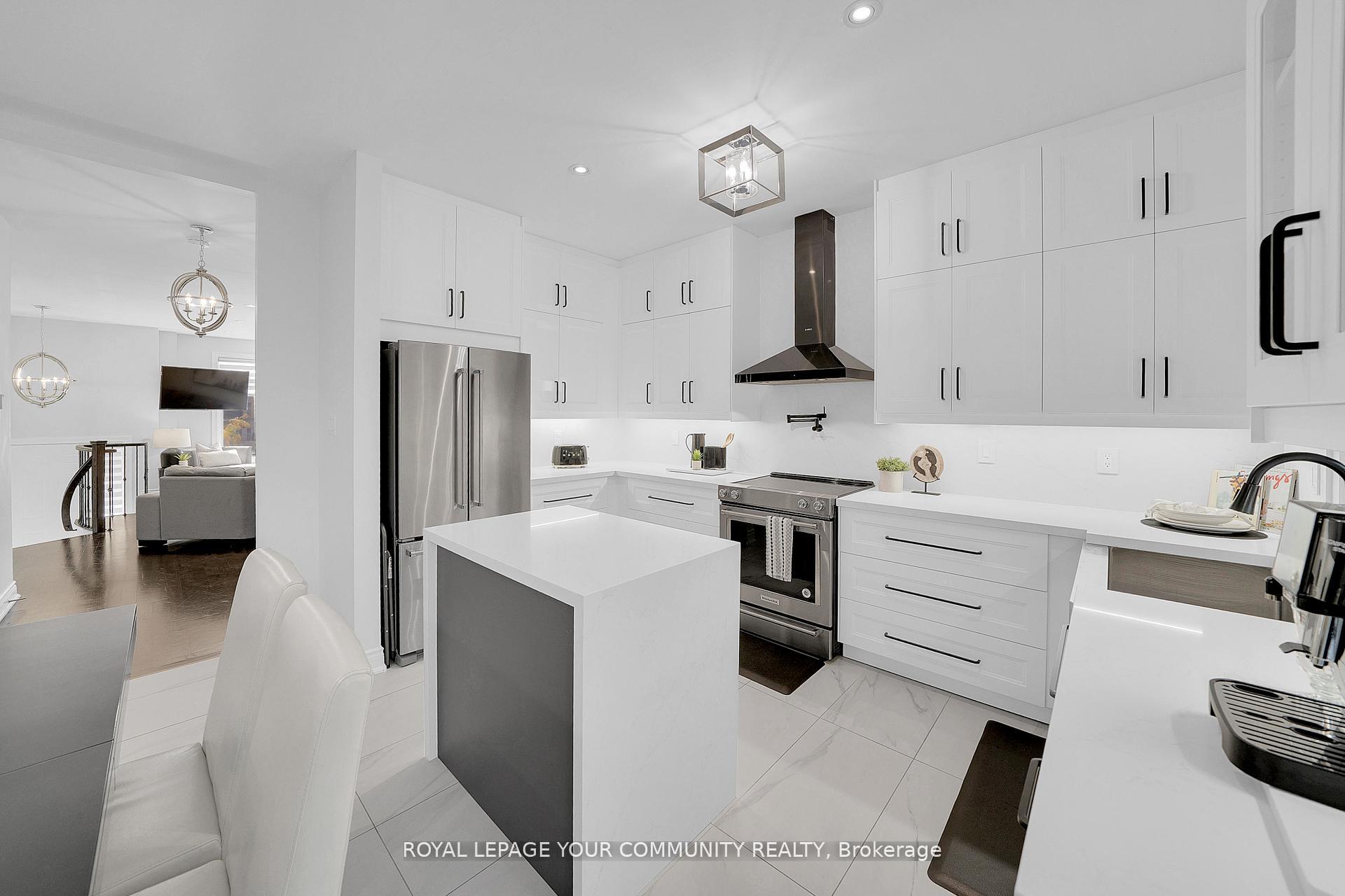 Photo 13 of Unit 5, 8032 Kipling Avenue, Vaughan, West Woodbridge — HOMEH