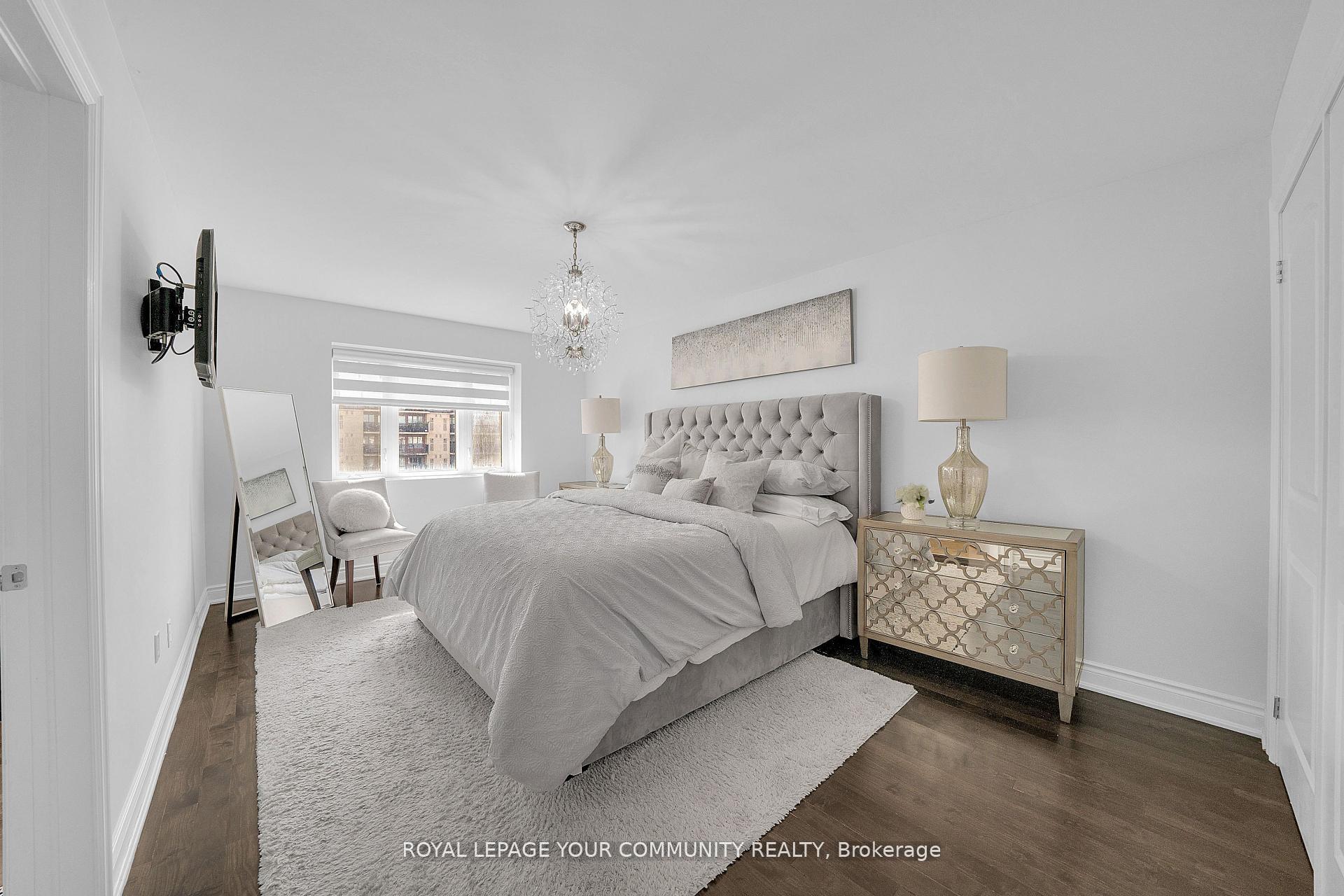 Photo 17 of Unit 5, 8032 Kipling Avenue, Vaughan, West Woodbridge — HOMEH