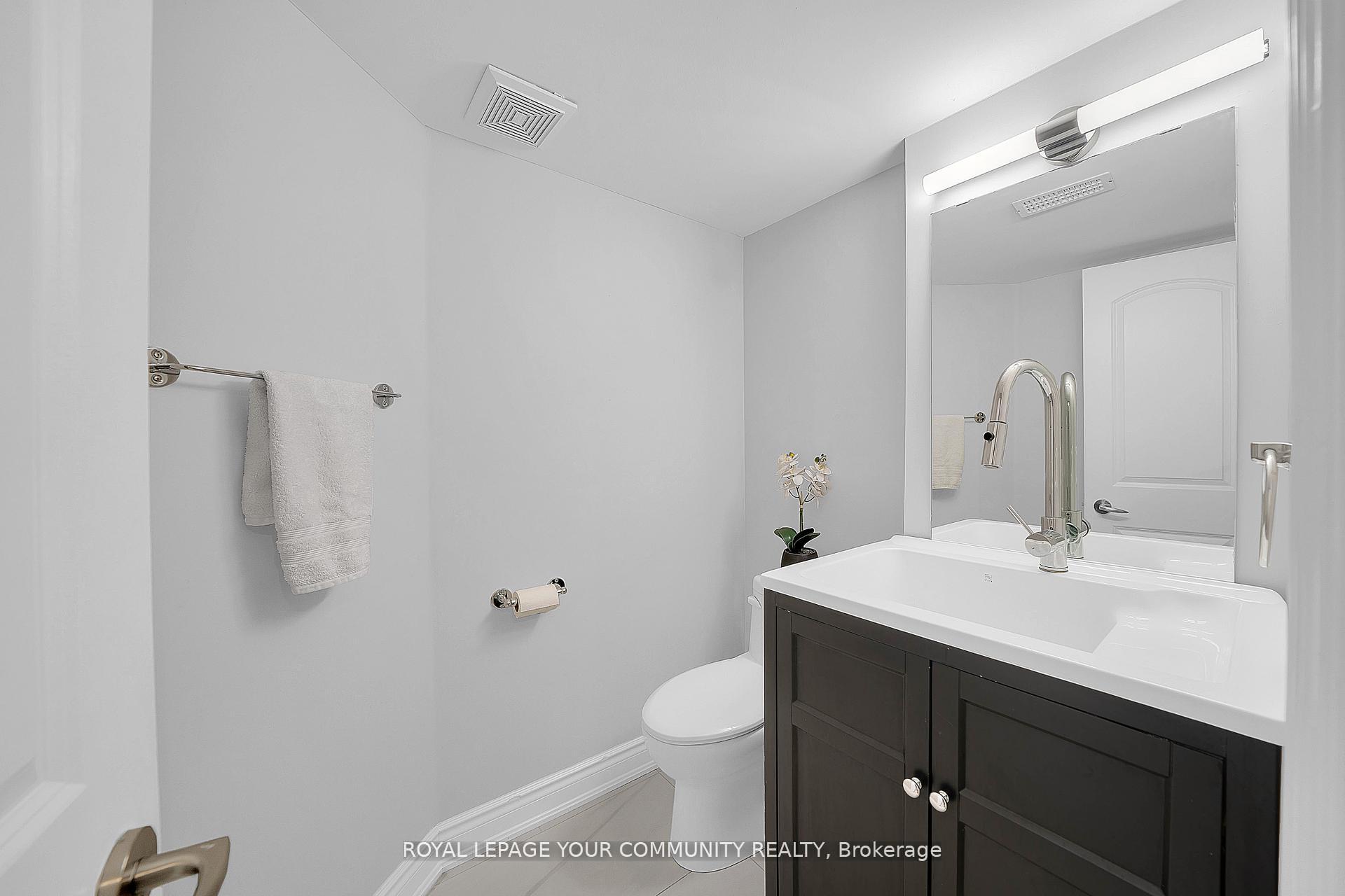Photo 25 of Unit 5, 8032 Kipling Avenue, Vaughan, West Woodbridge — HOMEH