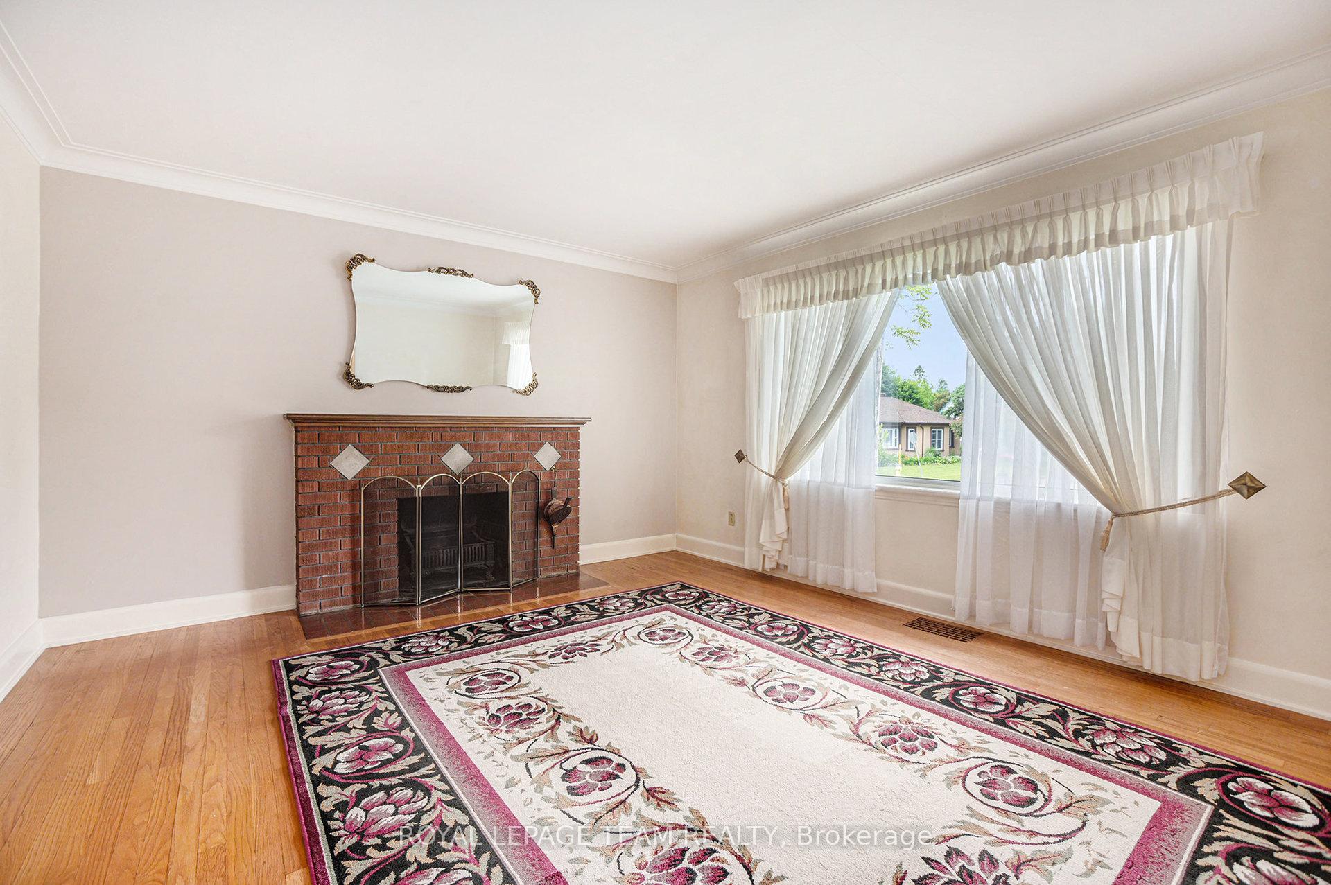 Photo 6 of 1500 Orchard Avenue, Ottawa, Alta Vista — HOMEH