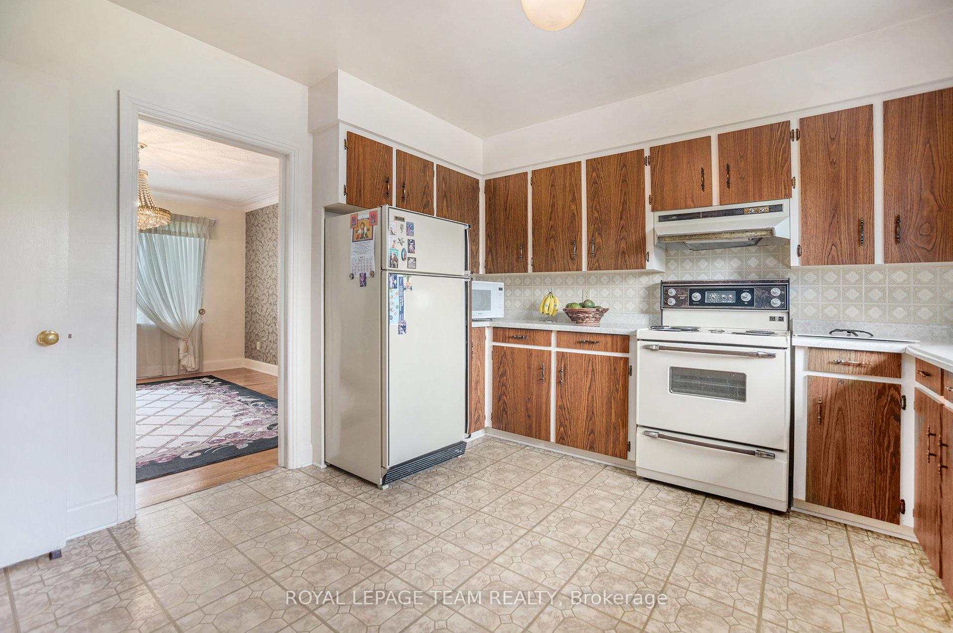 Photo 11 of 1500 Orchard Avenue, Ottawa, Alta Vista — HOMEH