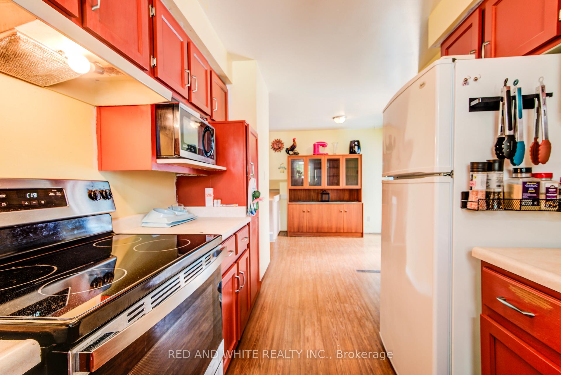 Photo 20 of 303 Conservation Drive, Waterloo — HOMEH