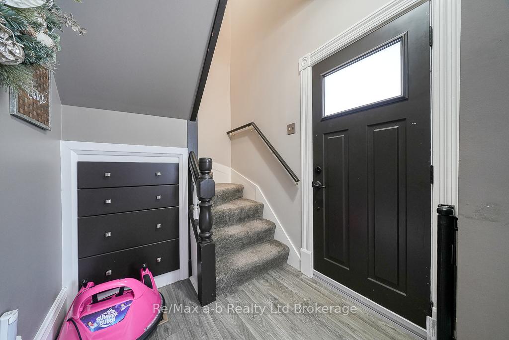 Photo 3 of 170 Chestnut Street, West Elgin, West Lorne — HOMEH