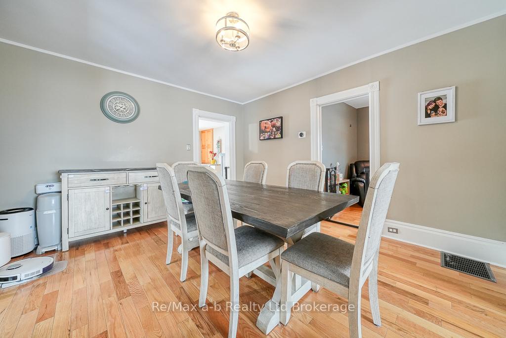 Photo 8 of 170 Chestnut Street, West Elgin, West Lorne — HOMEH