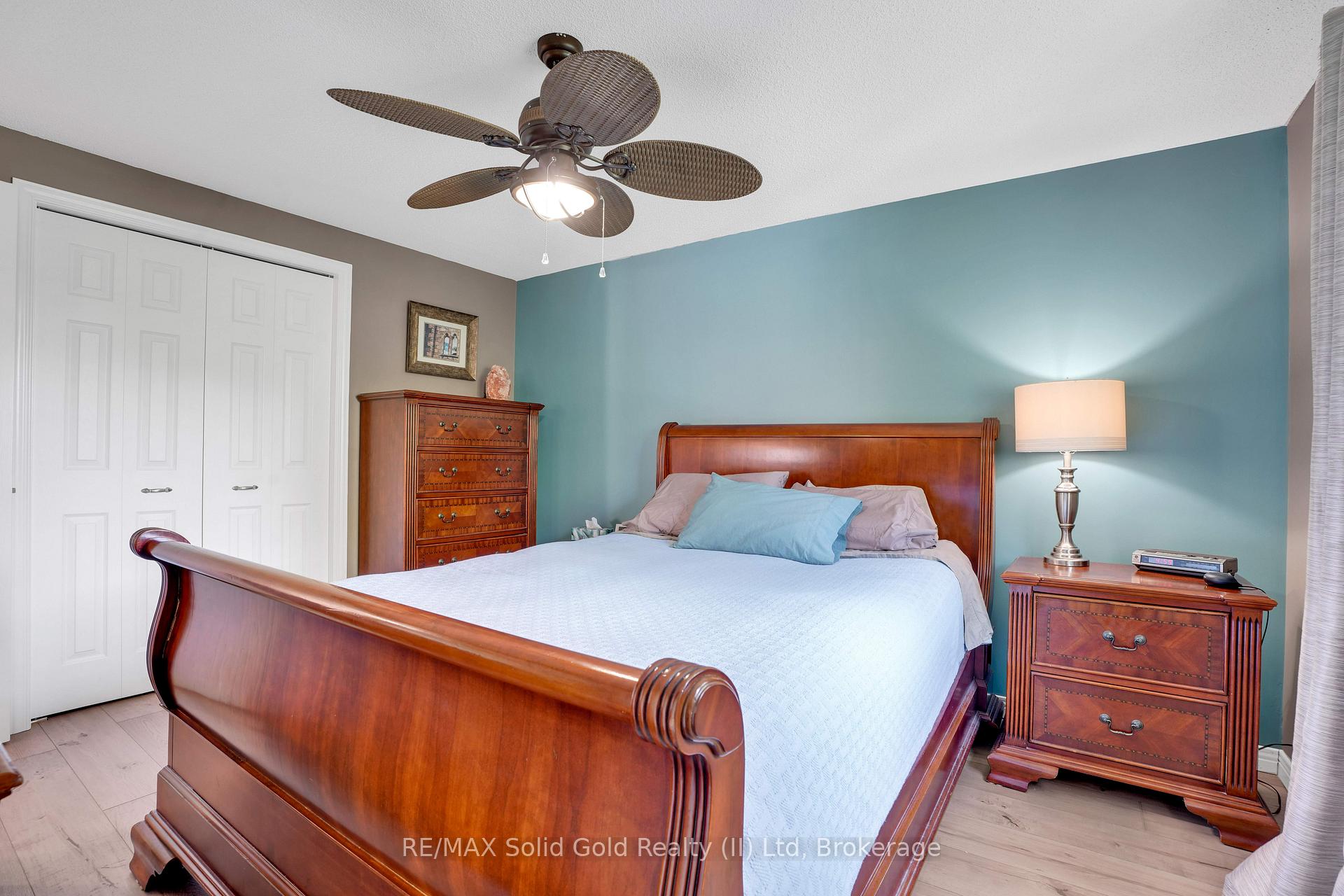 Photo 20 of 612 Sprucehurst Crescent, Waterloo — HOMEH