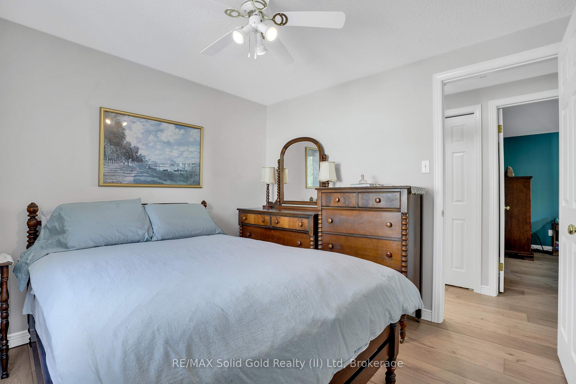Photo 23 of 612 Sprucehurst Crescent, Waterloo — HOMEH