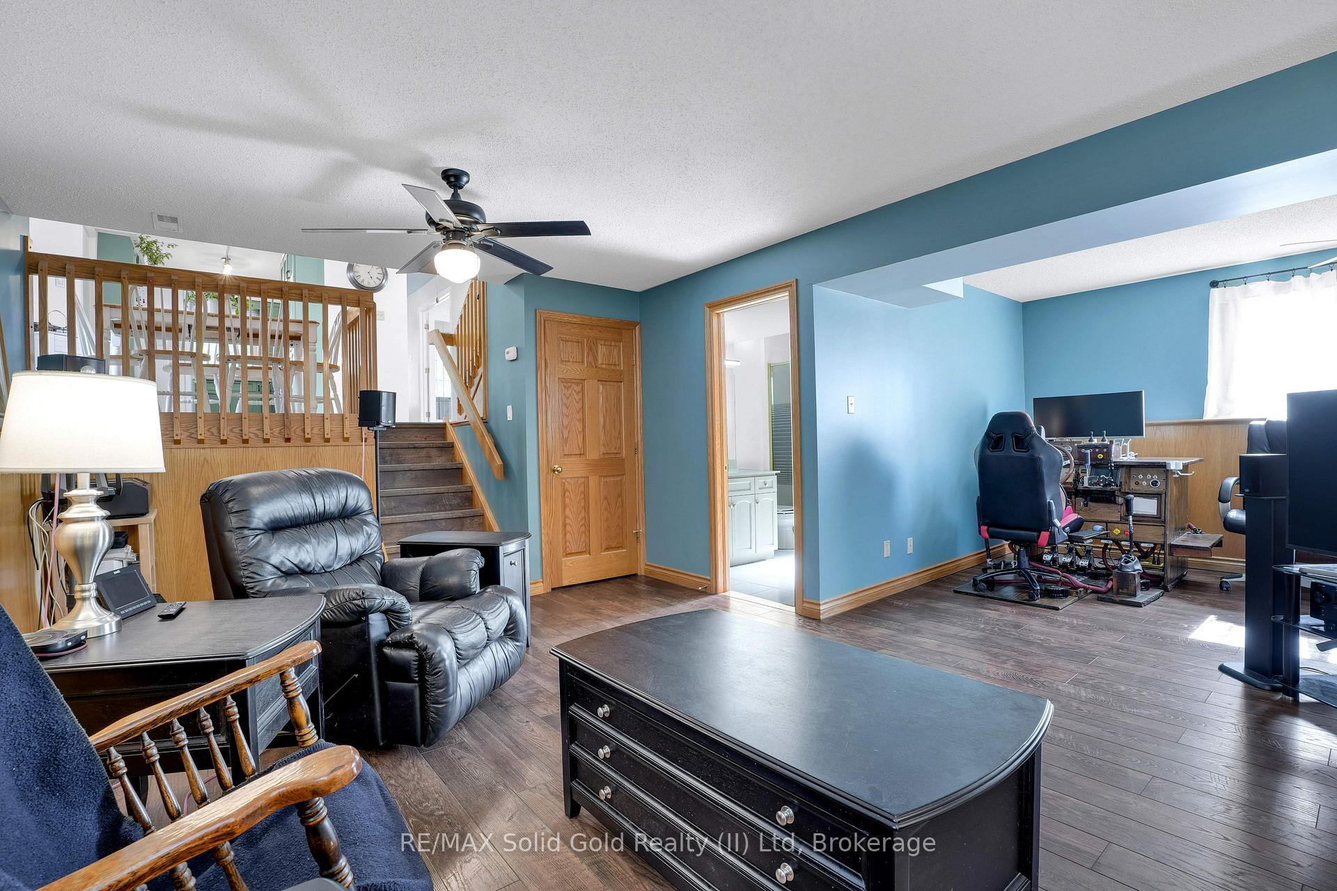 Photo 27 of 612 Sprucehurst Crescent, Waterloo — HOMEH