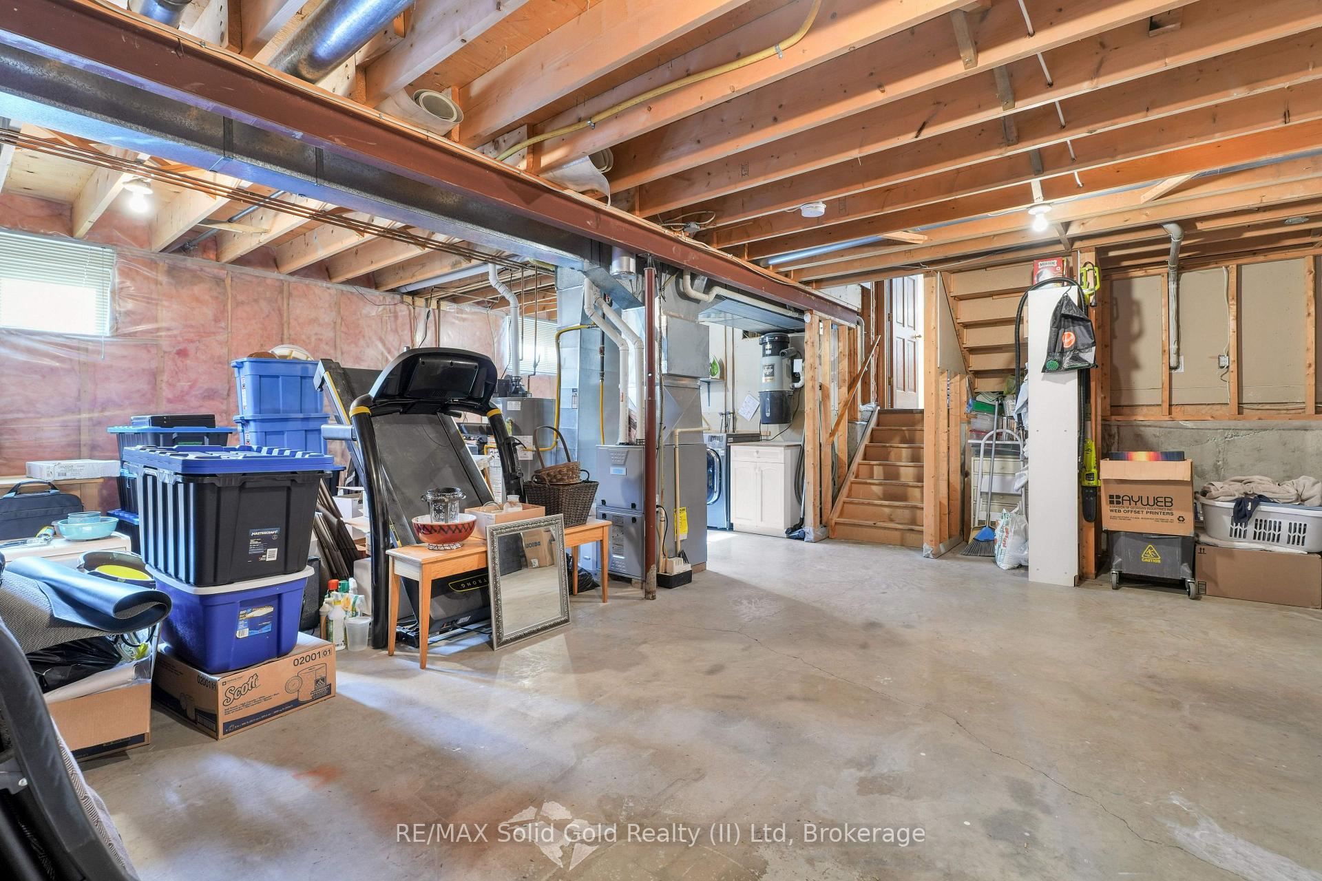 Photo 31 of 612 Sprucehurst Crescent, Waterloo — HOMEH