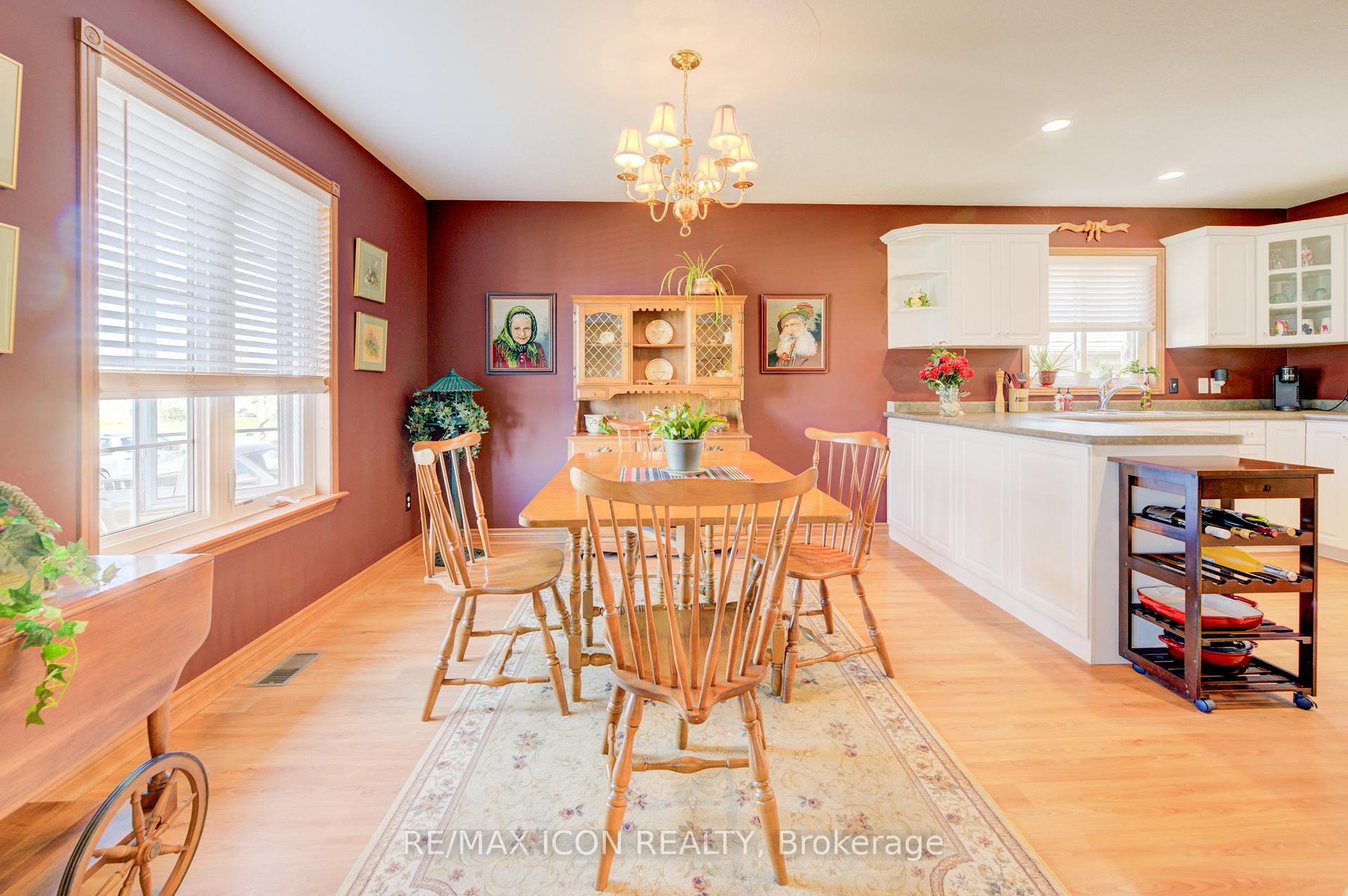 Photo 14 of 225 Wendy's Lane, Wellington North, Mount Forest — HOMEH