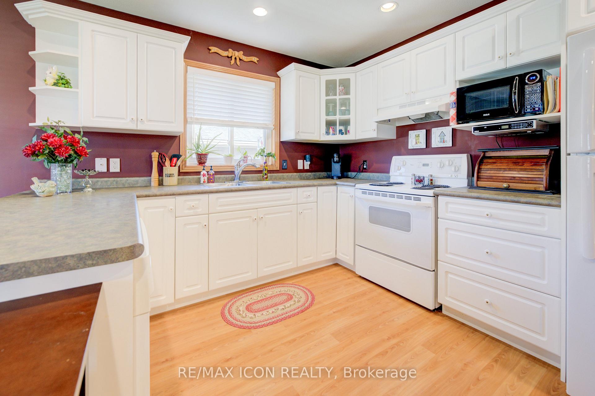 Photo 18 of 225 Wendy's Lane, Wellington North, Mount Forest — HOMEH