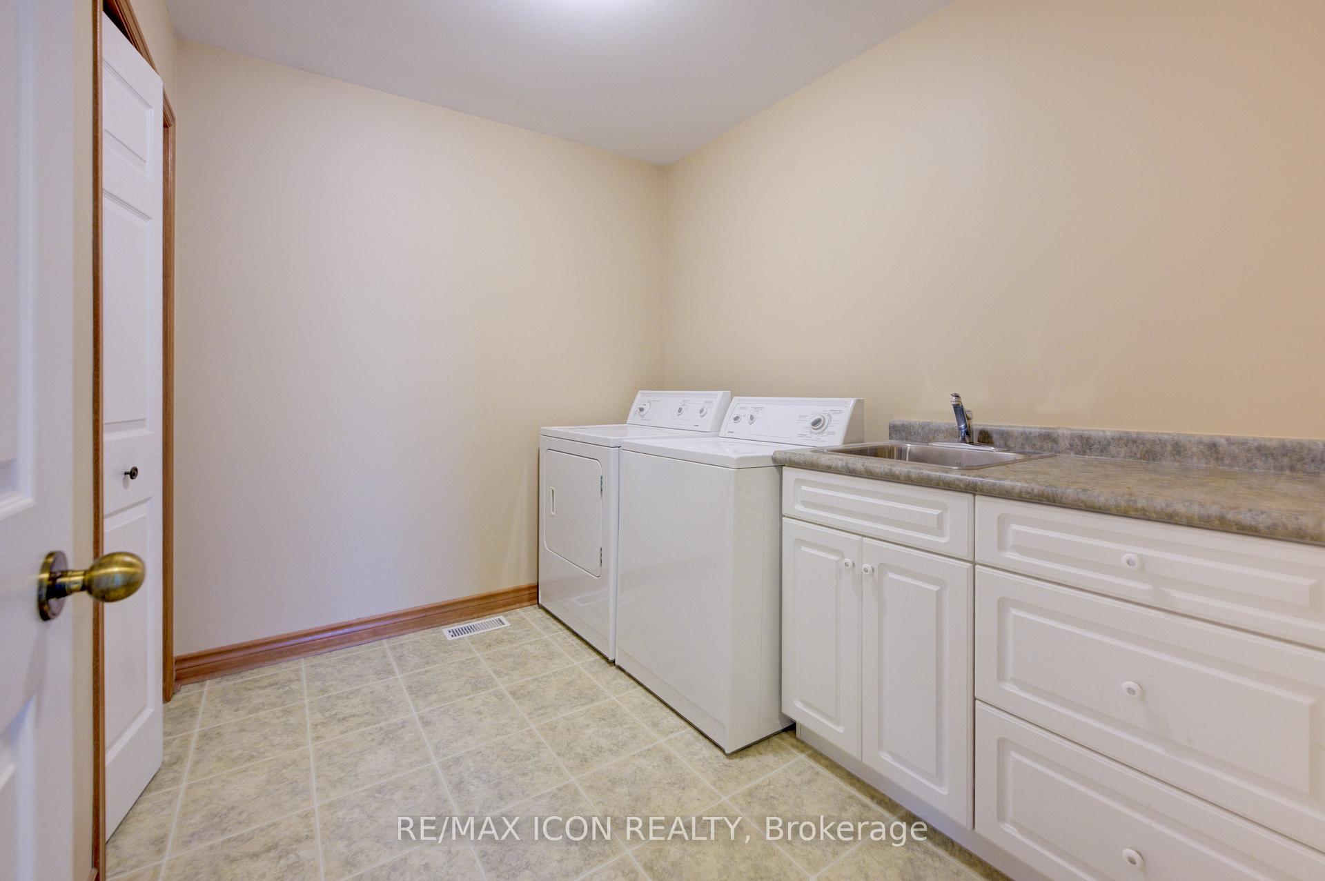 Photo 24 of 225 Wendy's Lane, Wellington North, Mount Forest — HOMEH