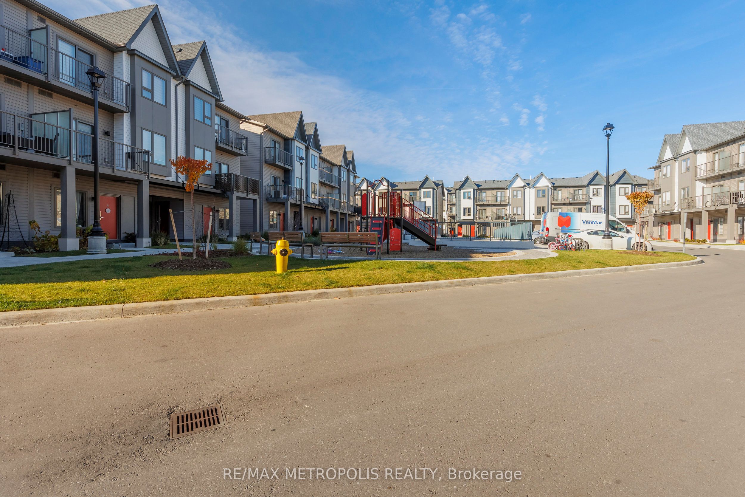 Photo 42 of Unit 719, 2635 William Jackson Drive, Pickering, Duffin Heights — HOMEH