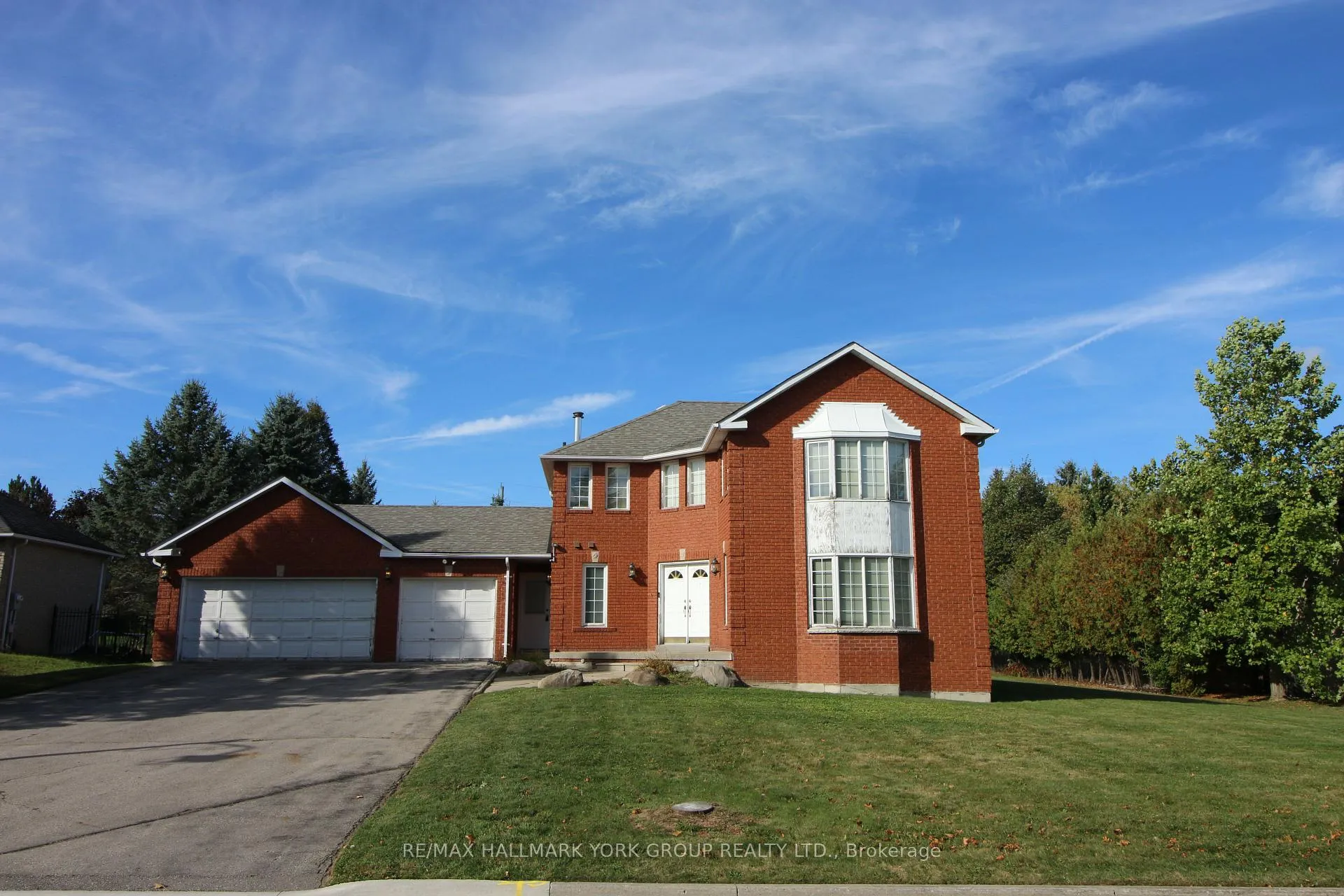 Photo 3 of 175 Treegrove Circle, Aurora, Hills of St Andrew — HOMEH