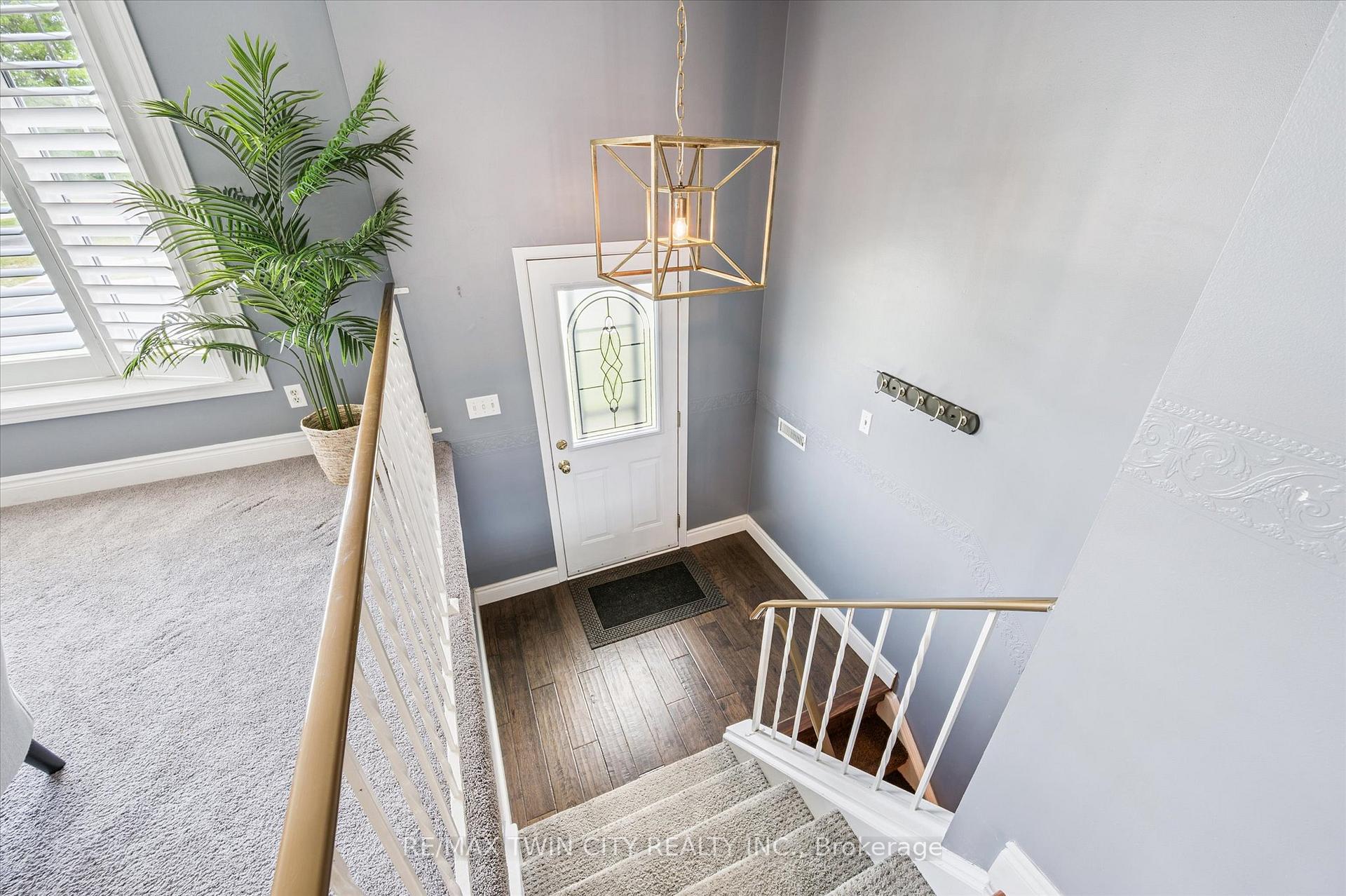 Photo 6 of 115 Lillian Drive, Waterloo — HOMEH