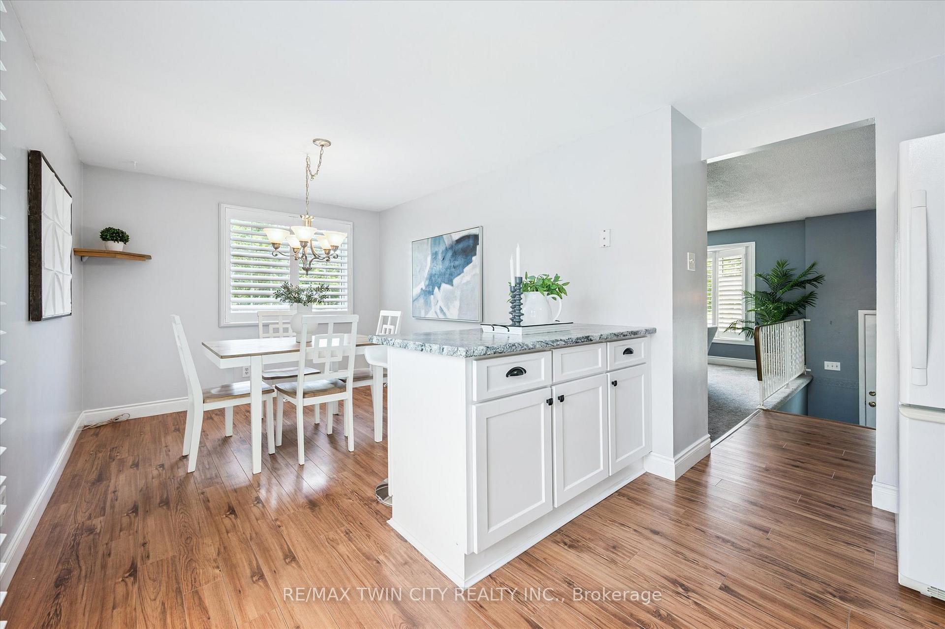 Photo 11 of 115 Lillian Drive, Waterloo — HOMEH