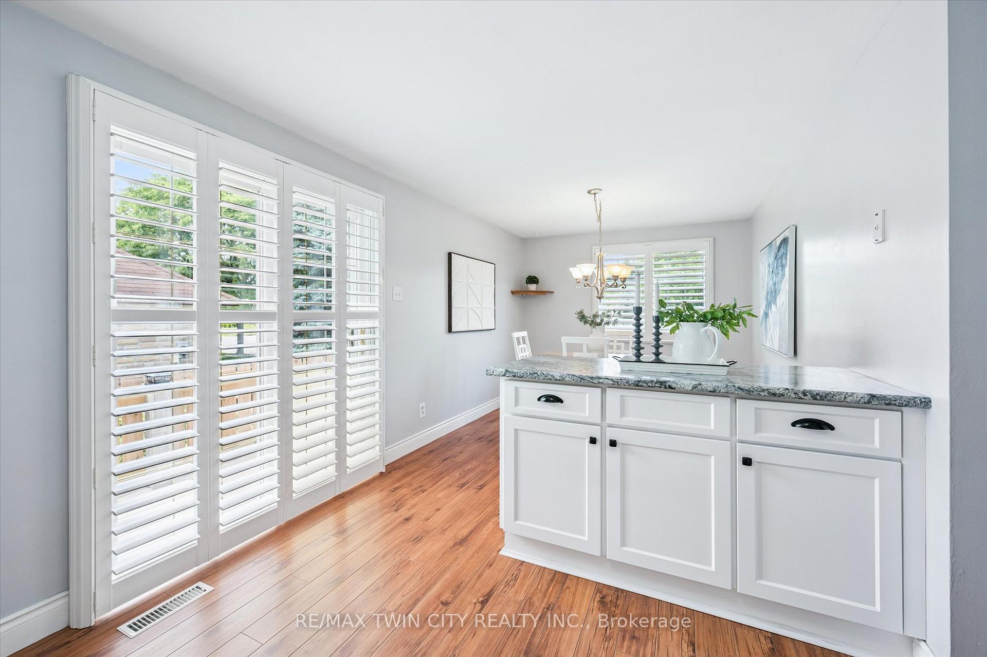 Photo 12 of 115 Lillian Drive, Waterloo — HOMEH