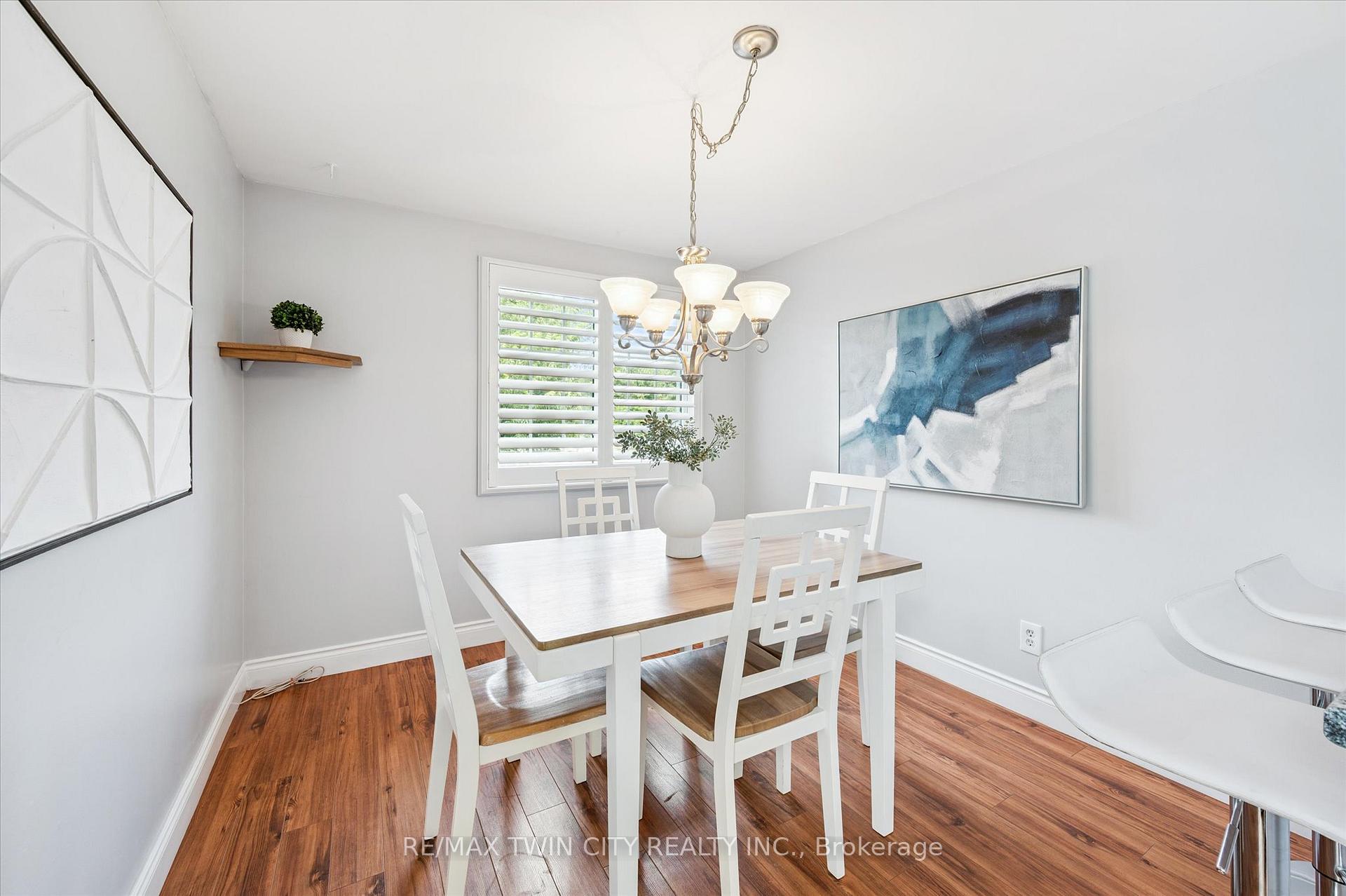 Photo 13 of 115 Lillian Drive, Waterloo — HOMEH