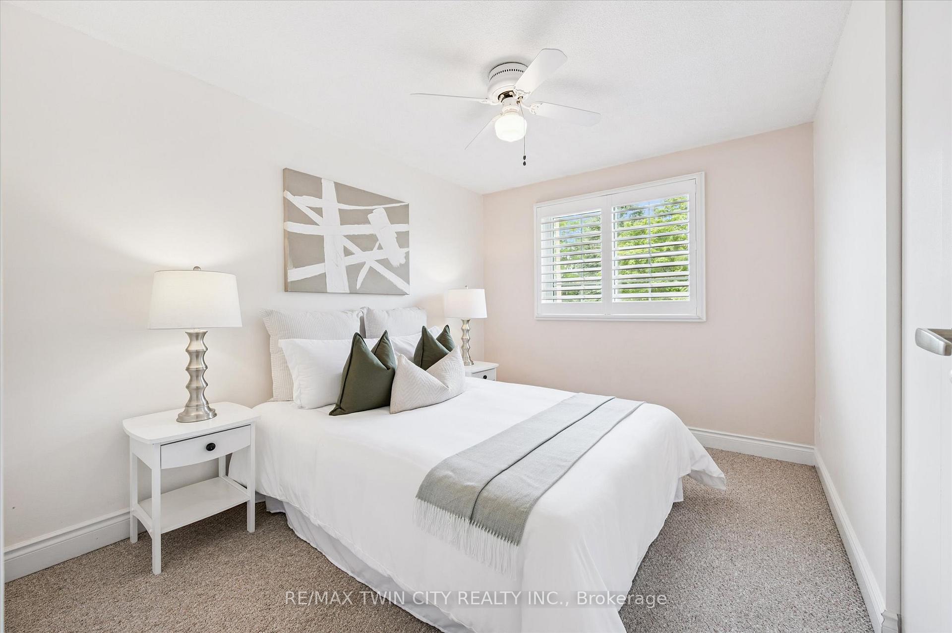 Photo 18 of 115 Lillian Drive, Waterloo — HOMEH
