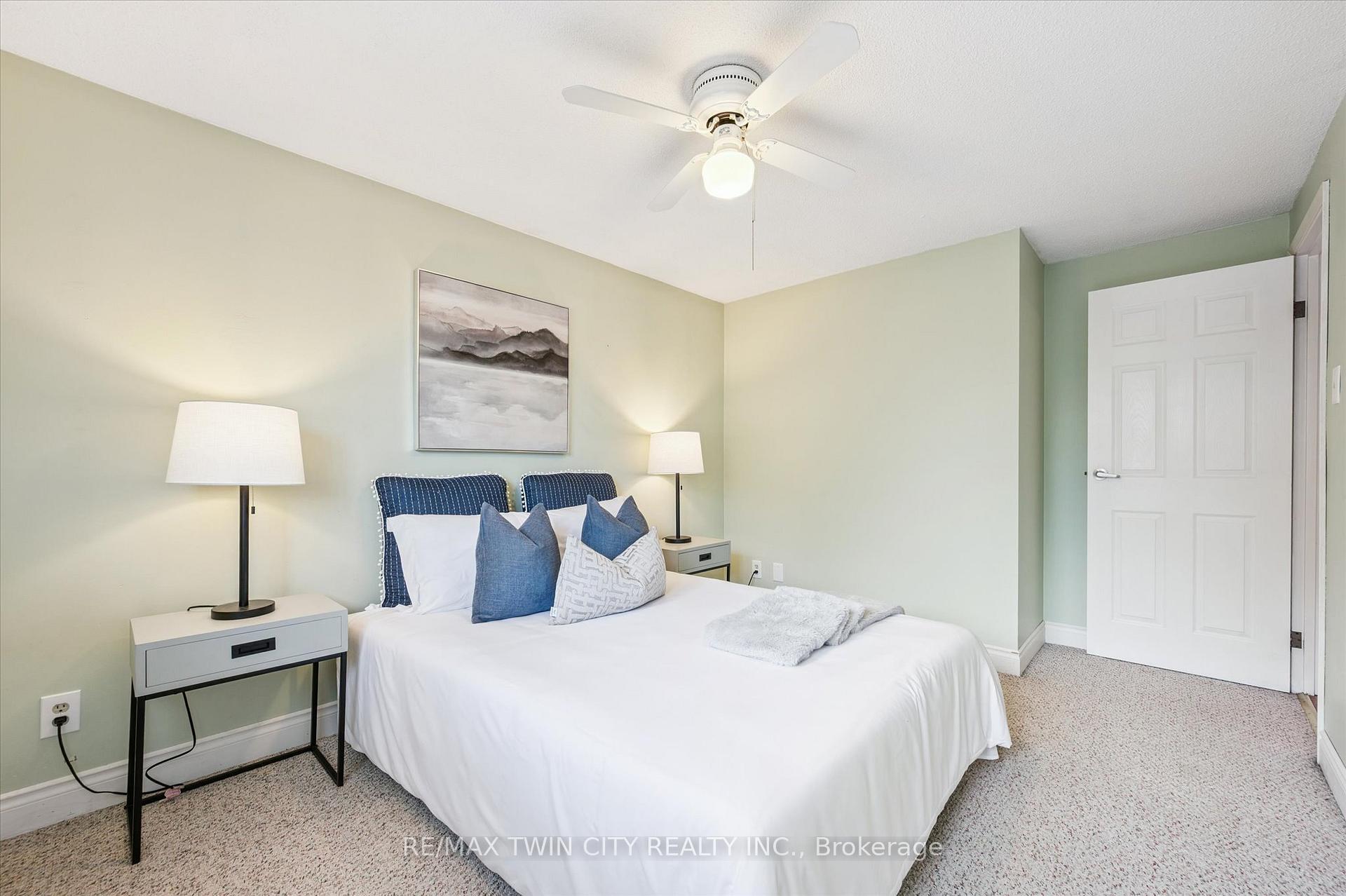 Photo 23 of 115 Lillian Drive, Waterloo — HOMEH
