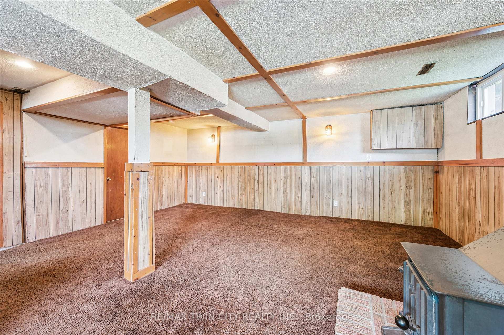 Photo 30 of 115 Lillian Drive, Waterloo — HOMEH