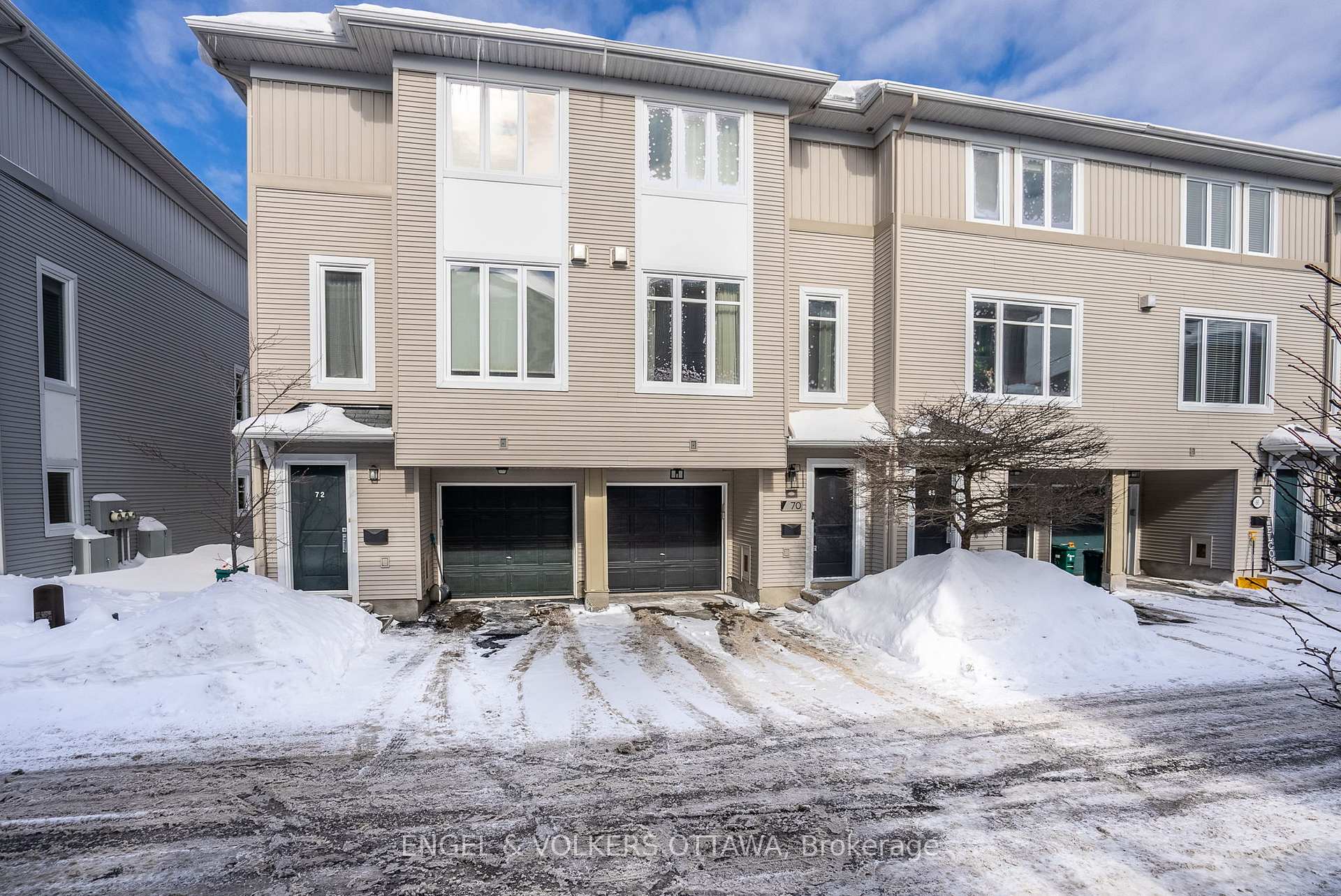 Photo 1 of 70 Songbird Private, Ottawa, Westcliffe Estates — HOMEH