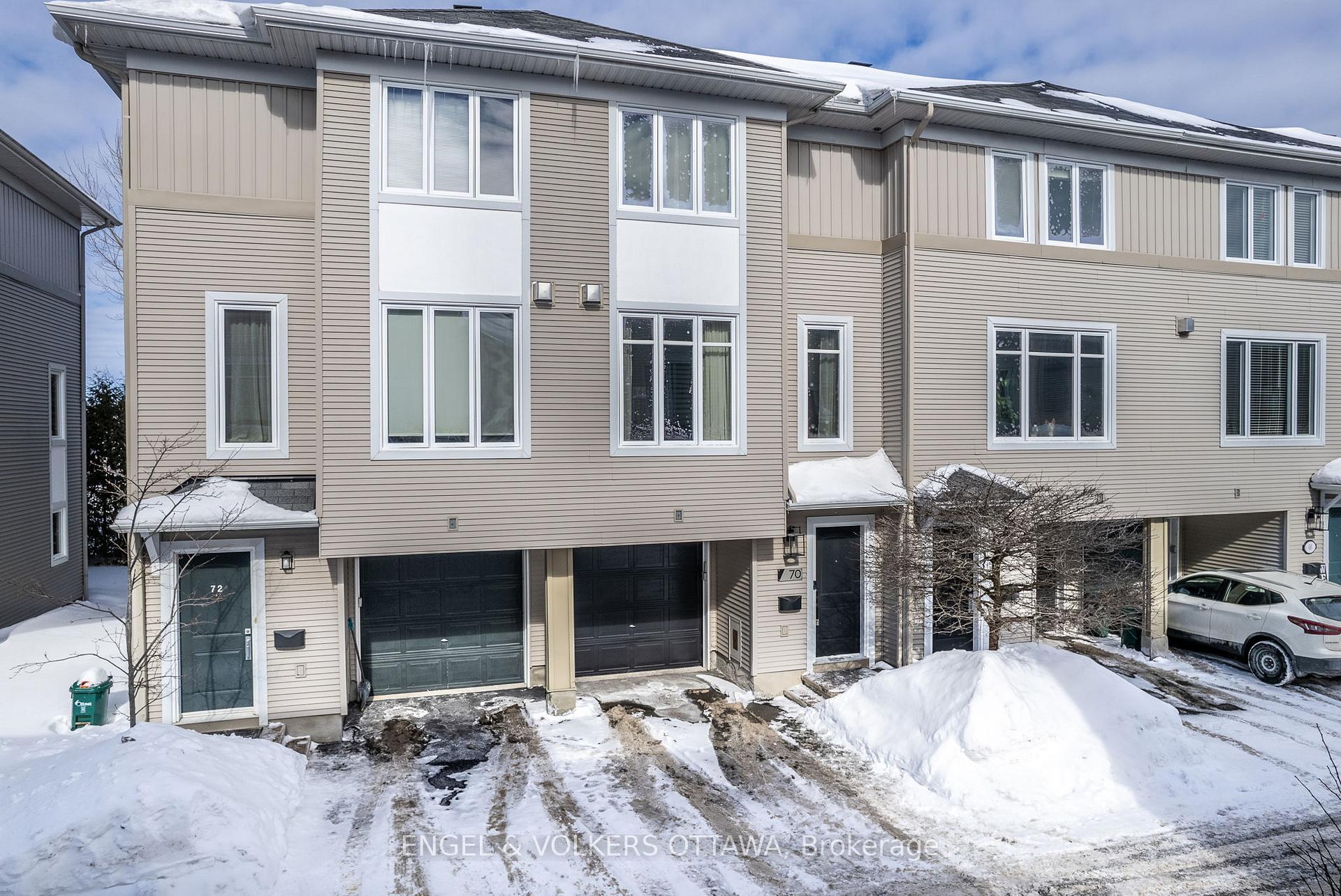Photo 4 of 70 Songbird Private, Ottawa, Westcliffe Estates — HOMEH