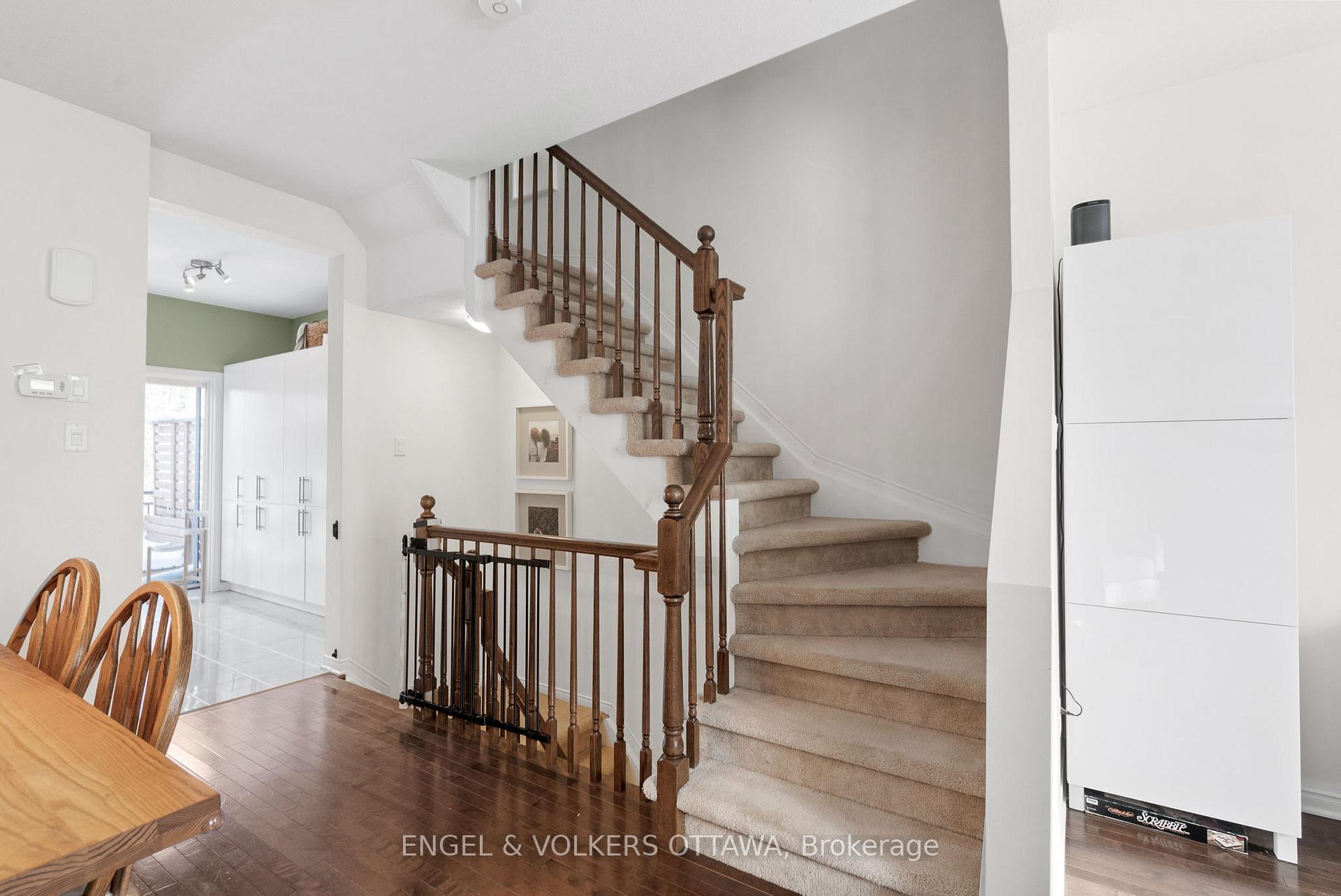 Photo 41 of 70 Songbird Private, Ottawa, Westcliffe Estates — HOMEH