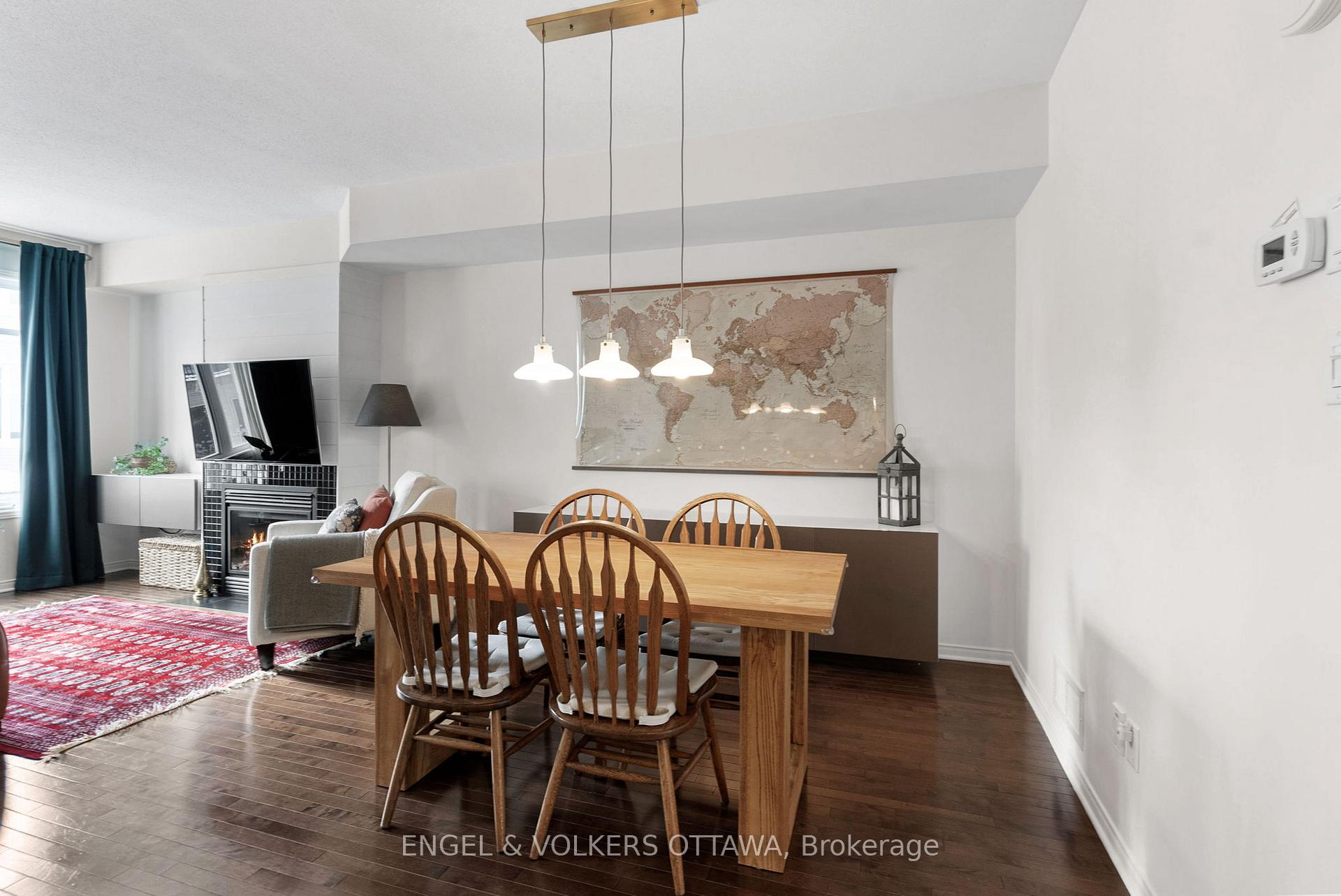 Photo 34 of 70 Songbird Private, Ottawa, Westcliffe Estates — HOMEH