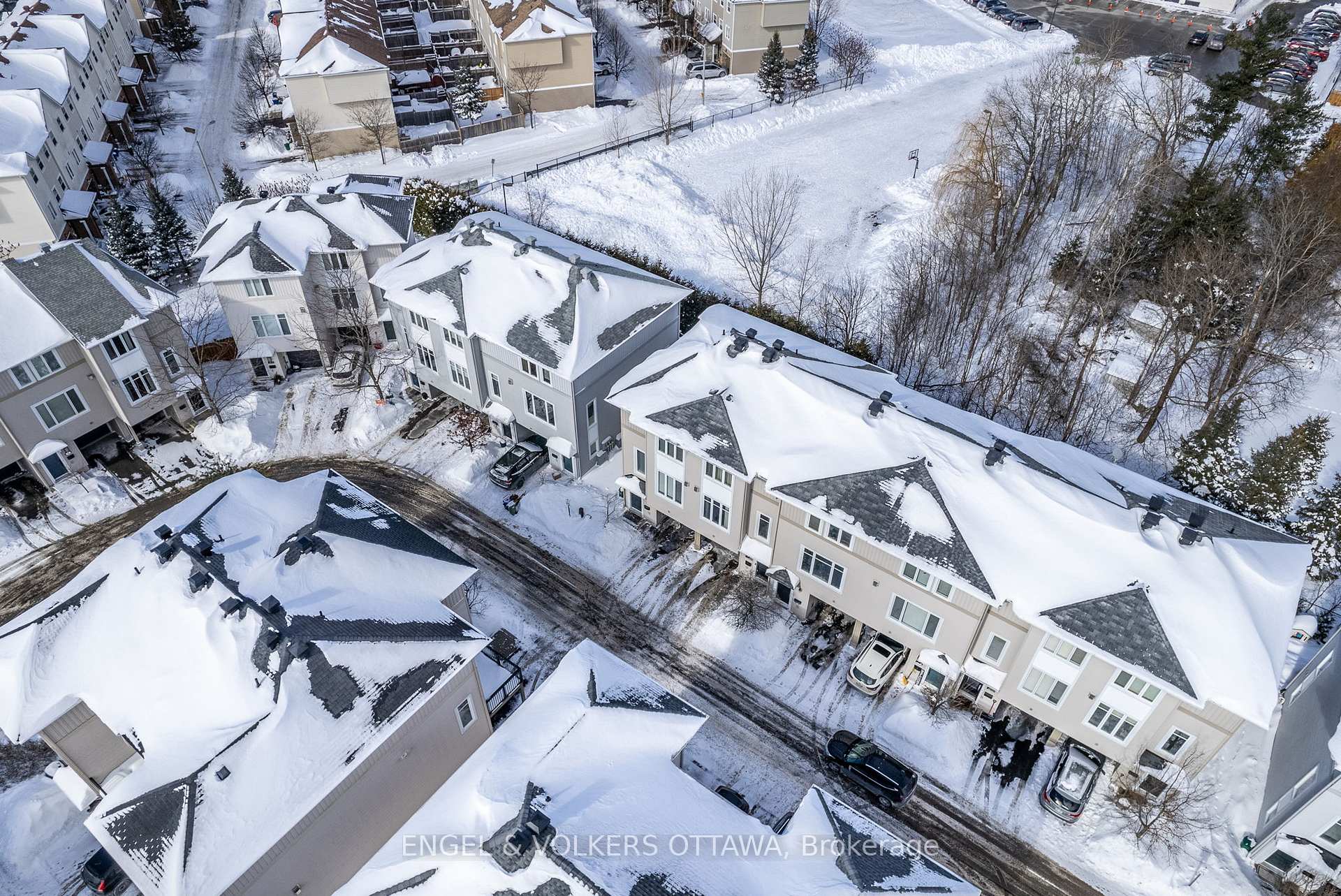 Photo 35 of 70 Songbird Private, Ottawa, Westcliffe Estates — HOMEH