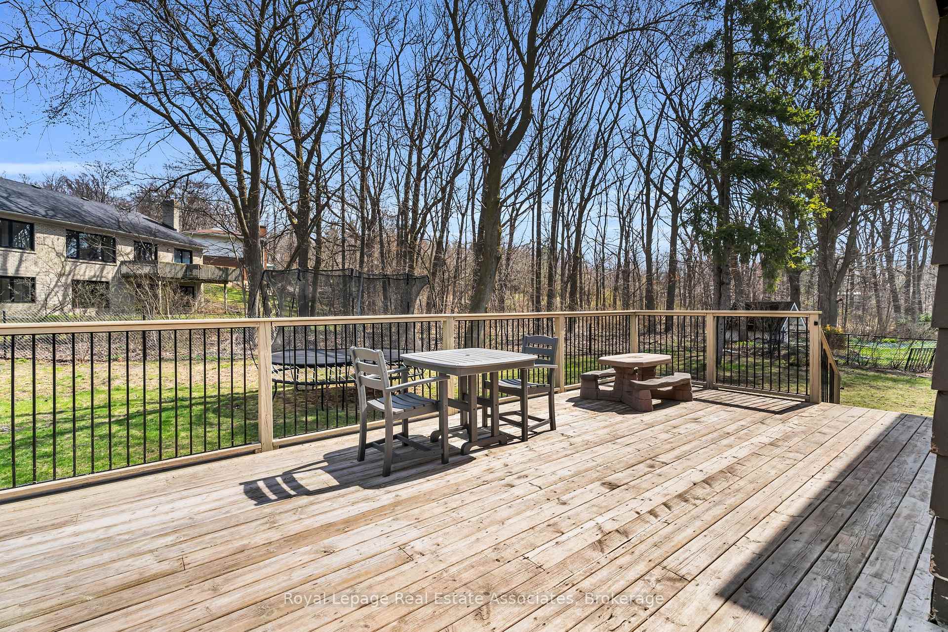 Photo 36 of 104 Cardinal Crescent S, Waterloo — HOMEH