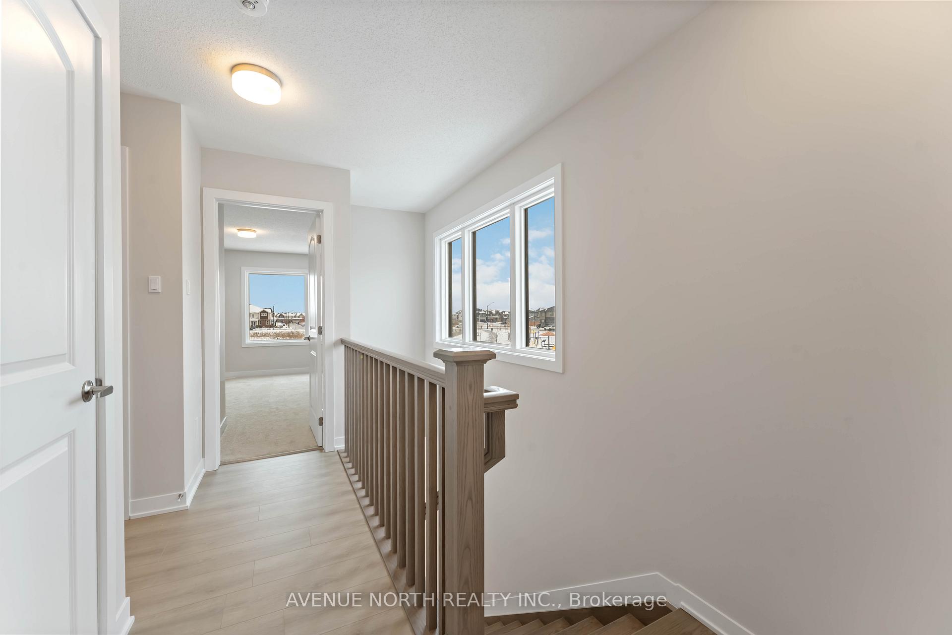 Photo 25 of 364 Les Emmerson Drive, Ottawa, Barrhaven - Heritage Park — HOMEH