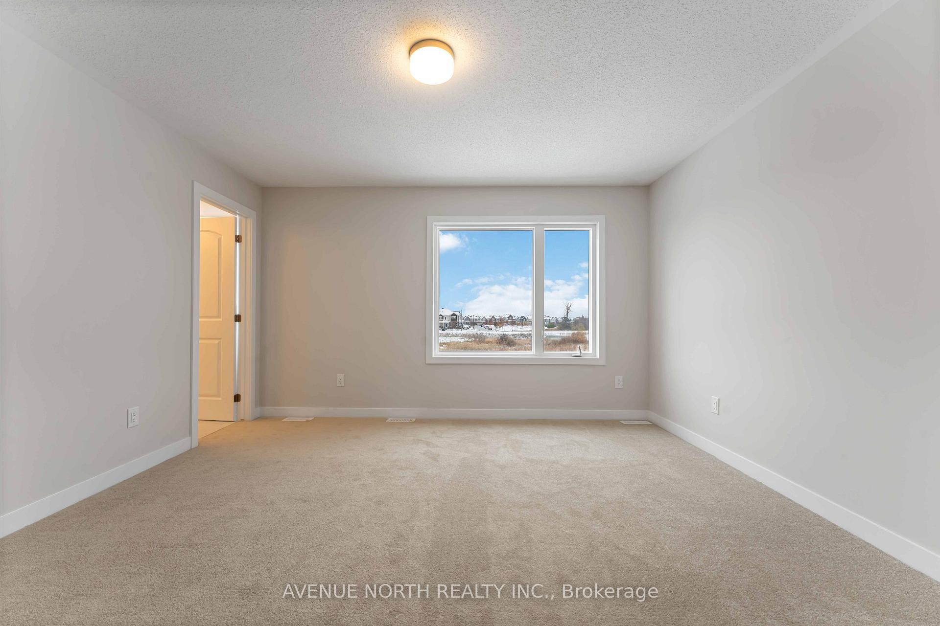 Photo 12 of 364 Les Emmerson Drive, Ottawa, Barrhaven - Heritage Park — HOMEH