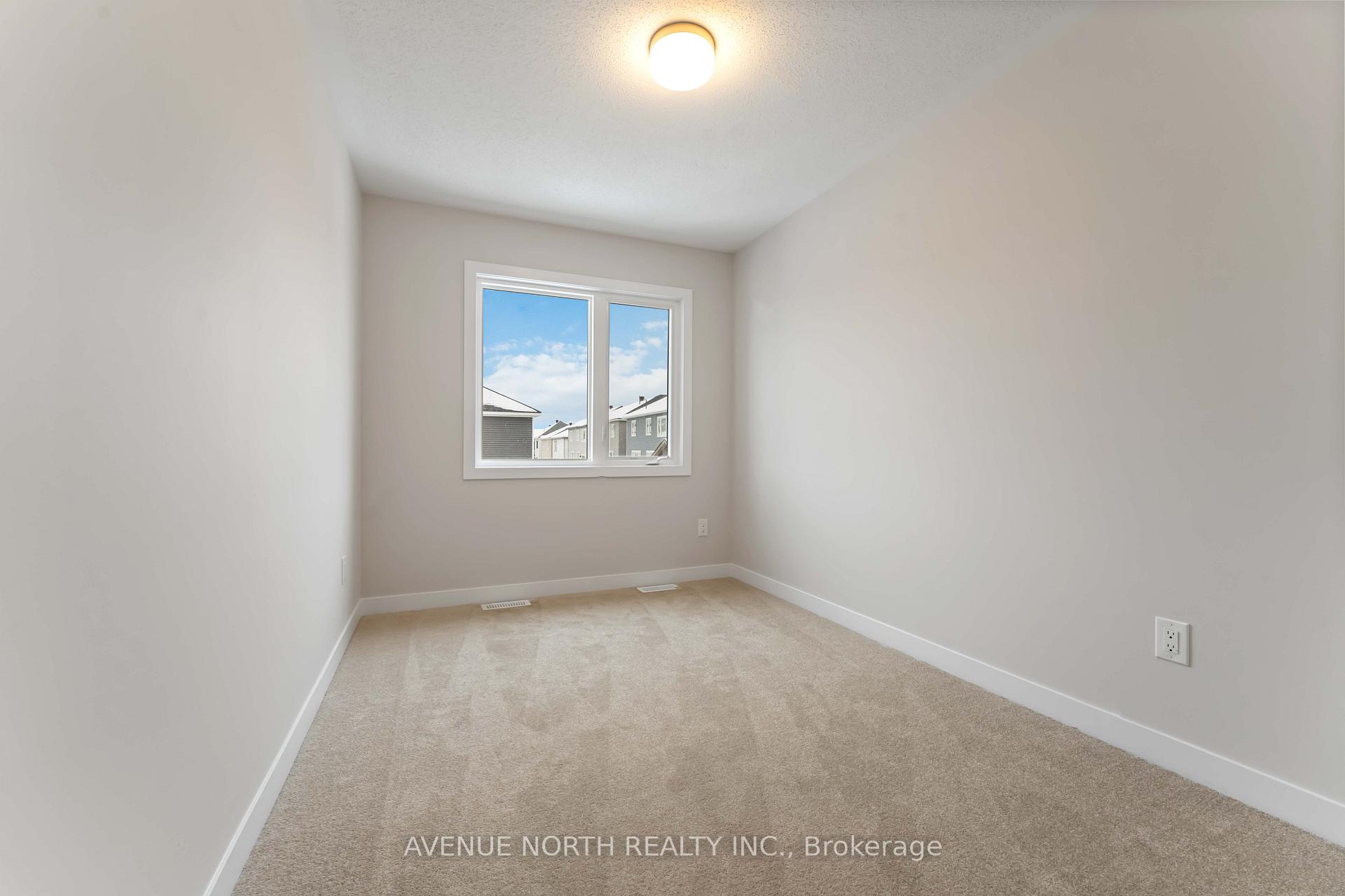 Photo 18 of 364 Les Emmerson Drive, Ottawa, Barrhaven - Heritage Park — HOMEH