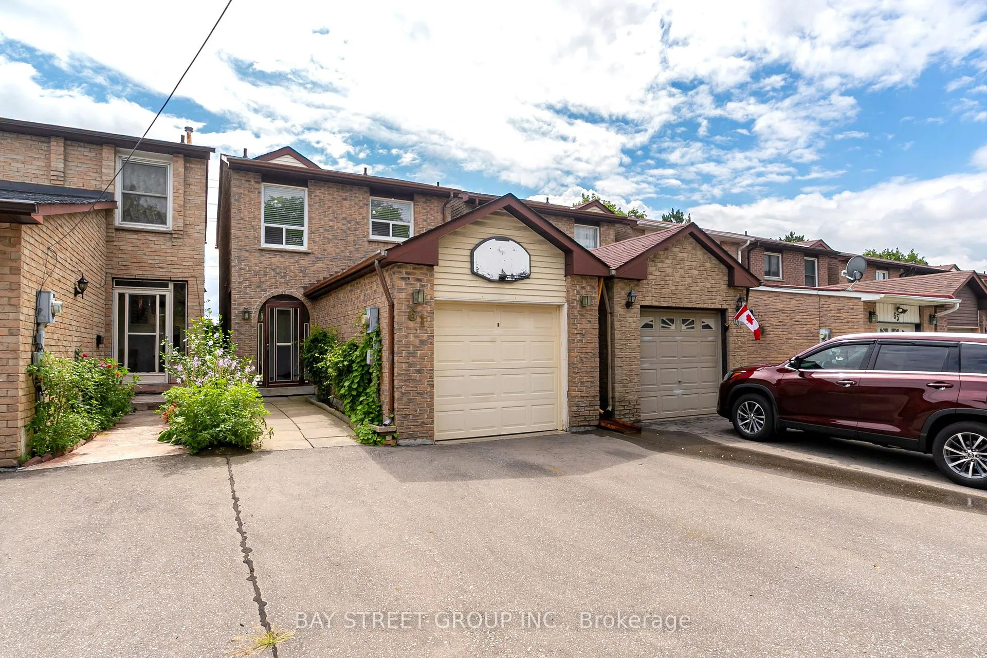 Photo 1 of 61 Mabley Crescent, Vaughan, Lakeview Estates — HOMEH