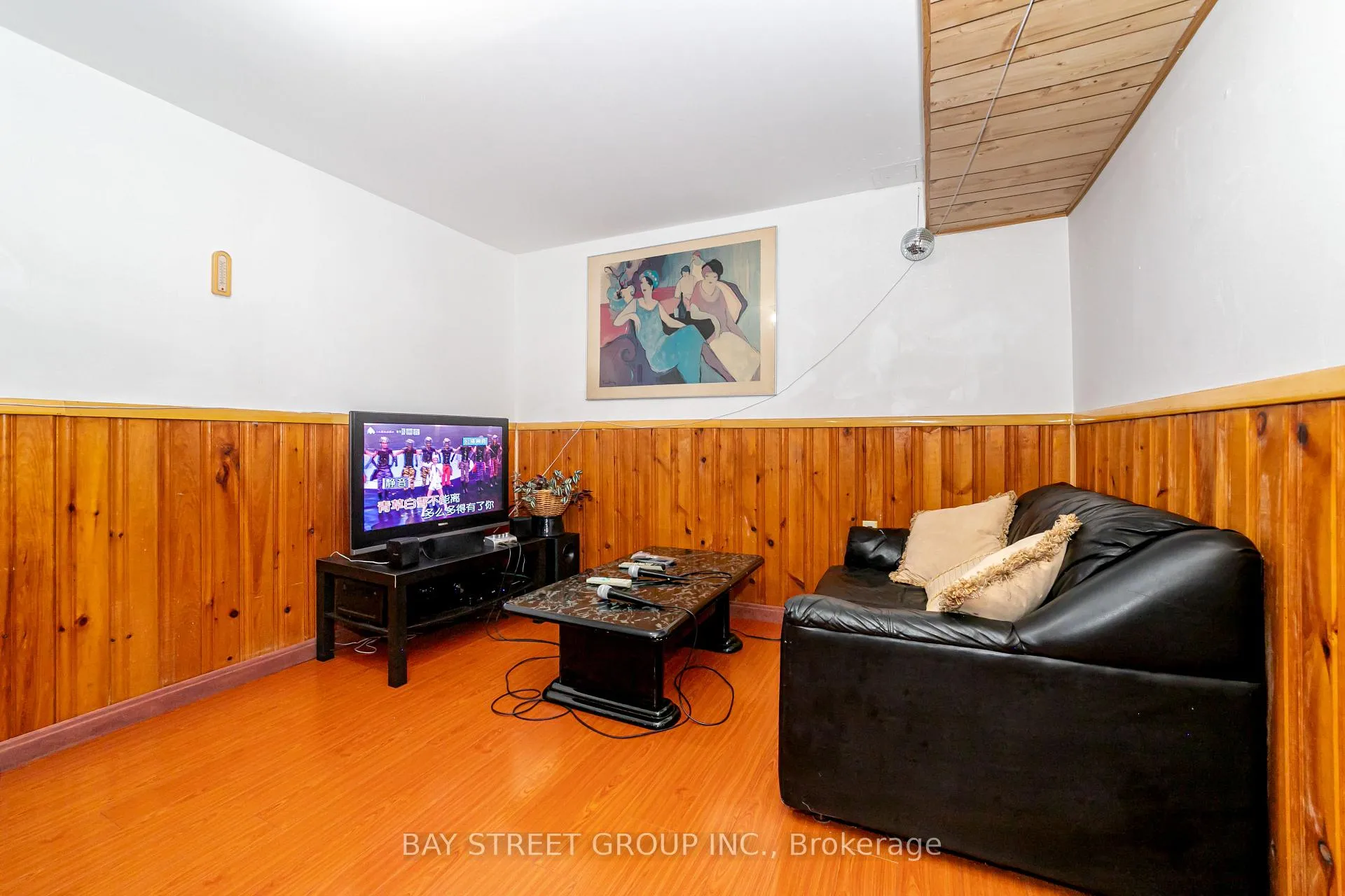 Photo 24 of 61 Mabley Crescent, Vaughan, Lakeview Estates — HOMEH