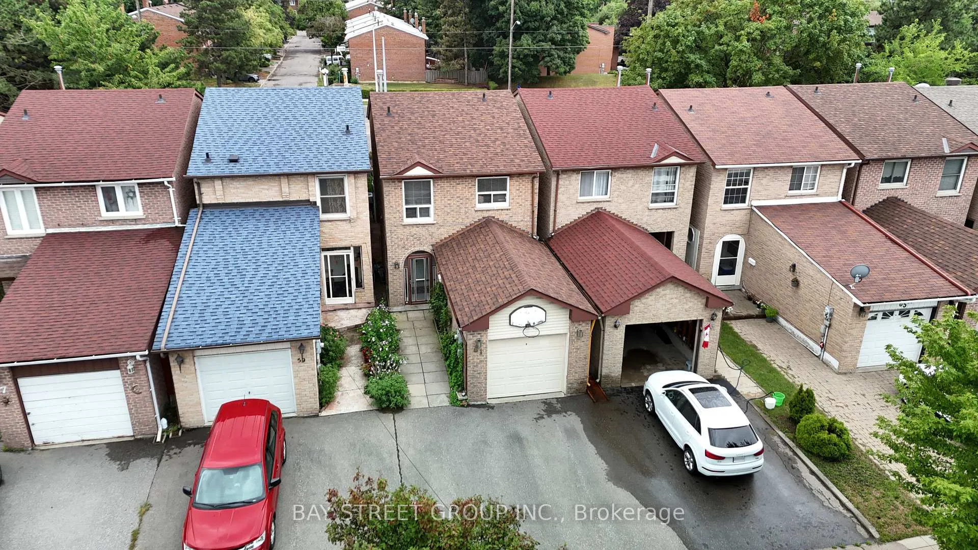 Photo 31 of 61 Mabley Crescent, Vaughan, Lakeview Estates — HOMEH