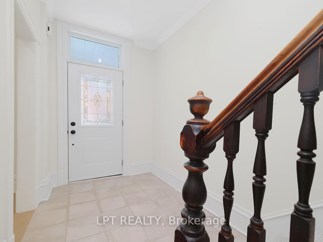 Photo 3 of 134 Primrose Avenue, Ottawa, West Centre Town — HOMEH