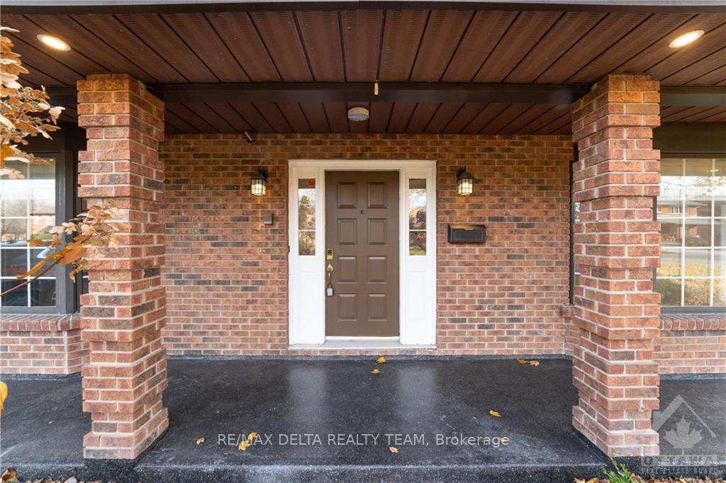 Photo 16 of 4784 Massey Lane, Ottawa, Rothwell Heights — HOMEH