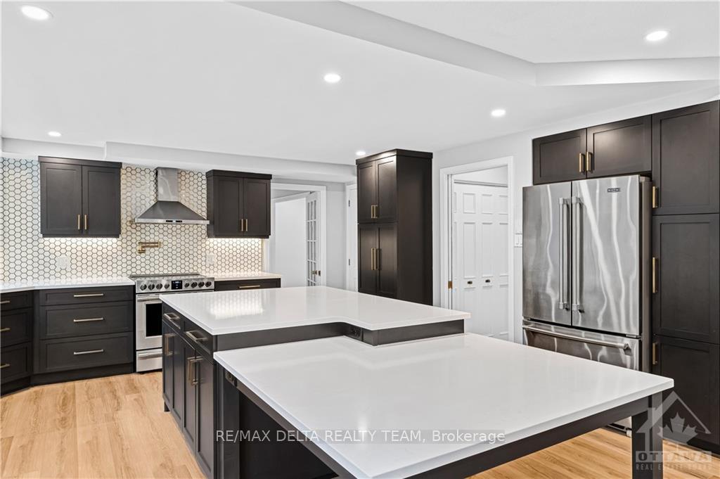 Photo 14 of 4784 Massey Lane, Ottawa, Rothwell Heights — HOMEH