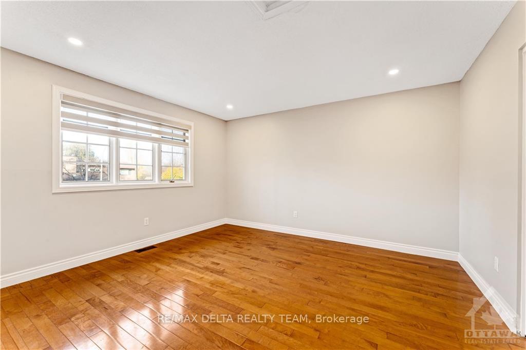 Photo 20 of 4784 Massey Lane, Ottawa, Rothwell Heights — HOMEH