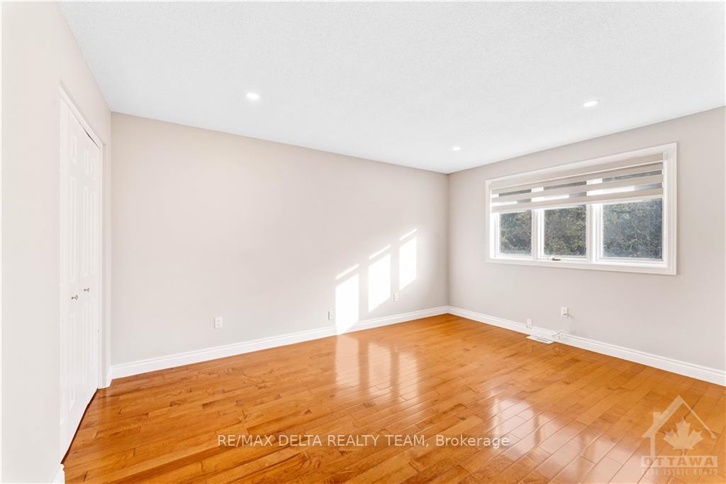 Photo 22 of 4784 Massey Lane, Ottawa, Rothwell Heights — HOMEH