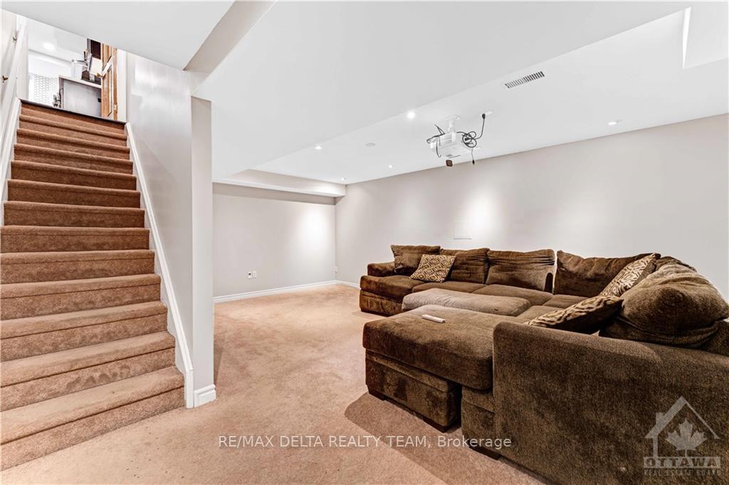 Photo 26 of 4784 Massey Lane, Ottawa, Rothwell Heights — HOMEH